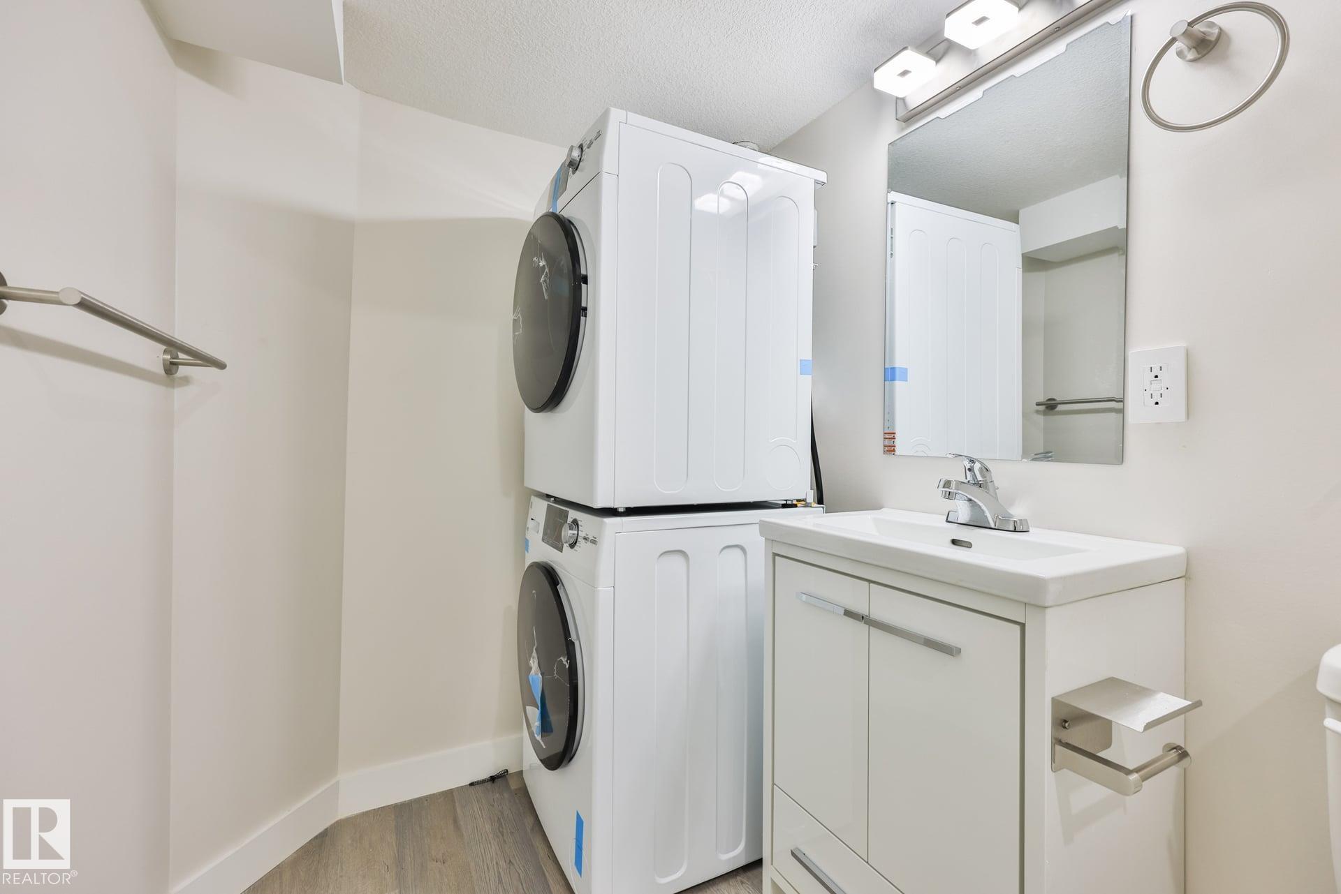 Photo 17 at 13608 114 Street NW, Kensington, Edmonton