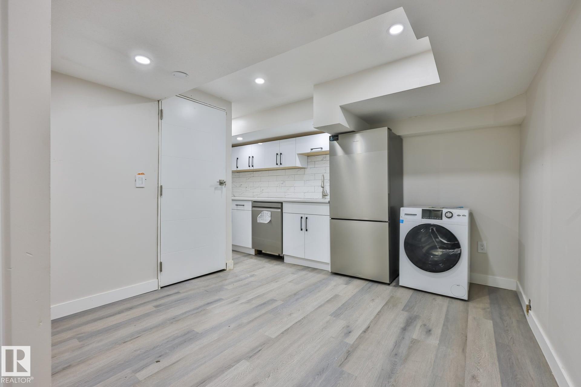 Photo 18 at 13608 114 Street NW, Kensington, Edmonton