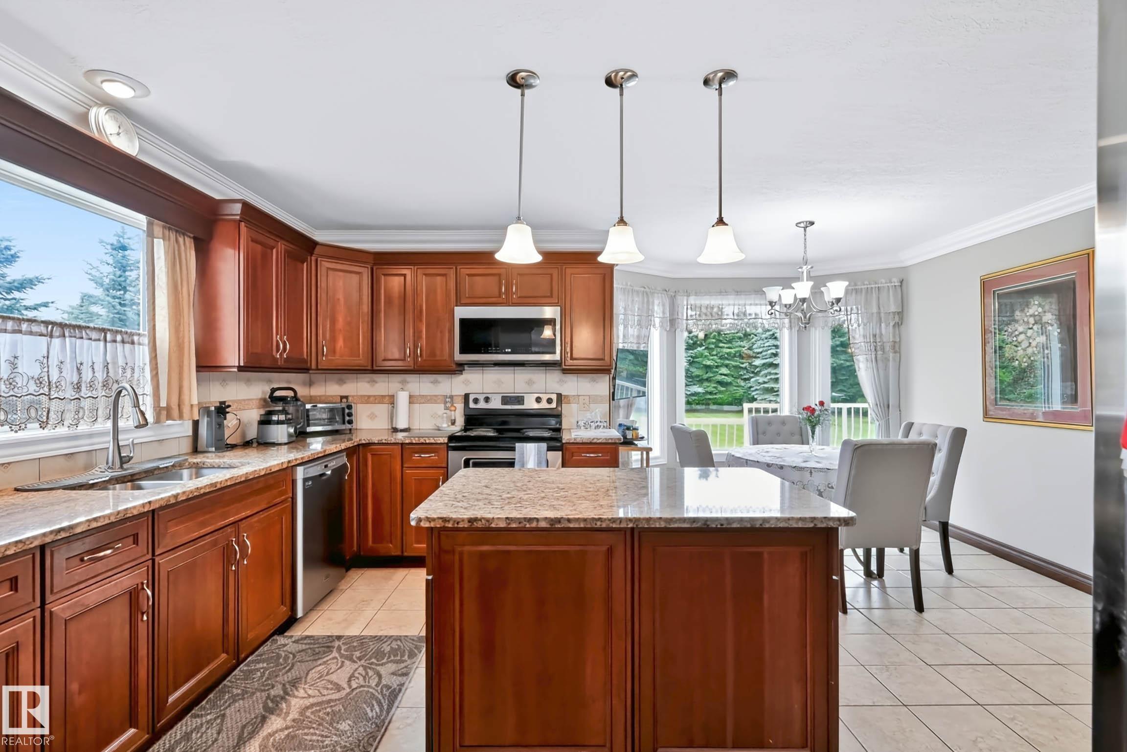 Photo 15 at 68 - 54324 Bellerose Drive, Summerbrook Estate, Rural Sturgeon County