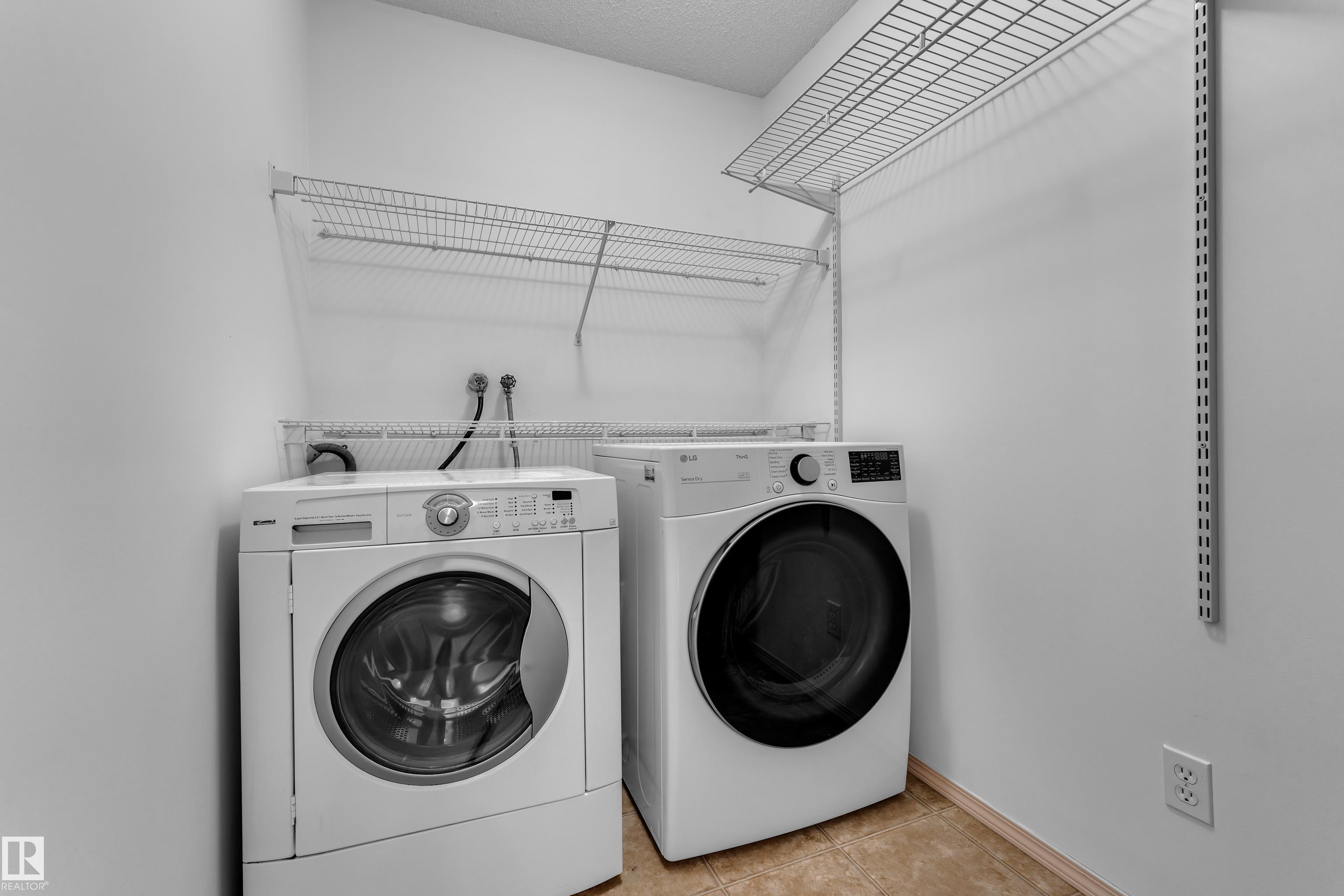 Photo 11 at 14031 136 Street NW, Hudson, Edmonton