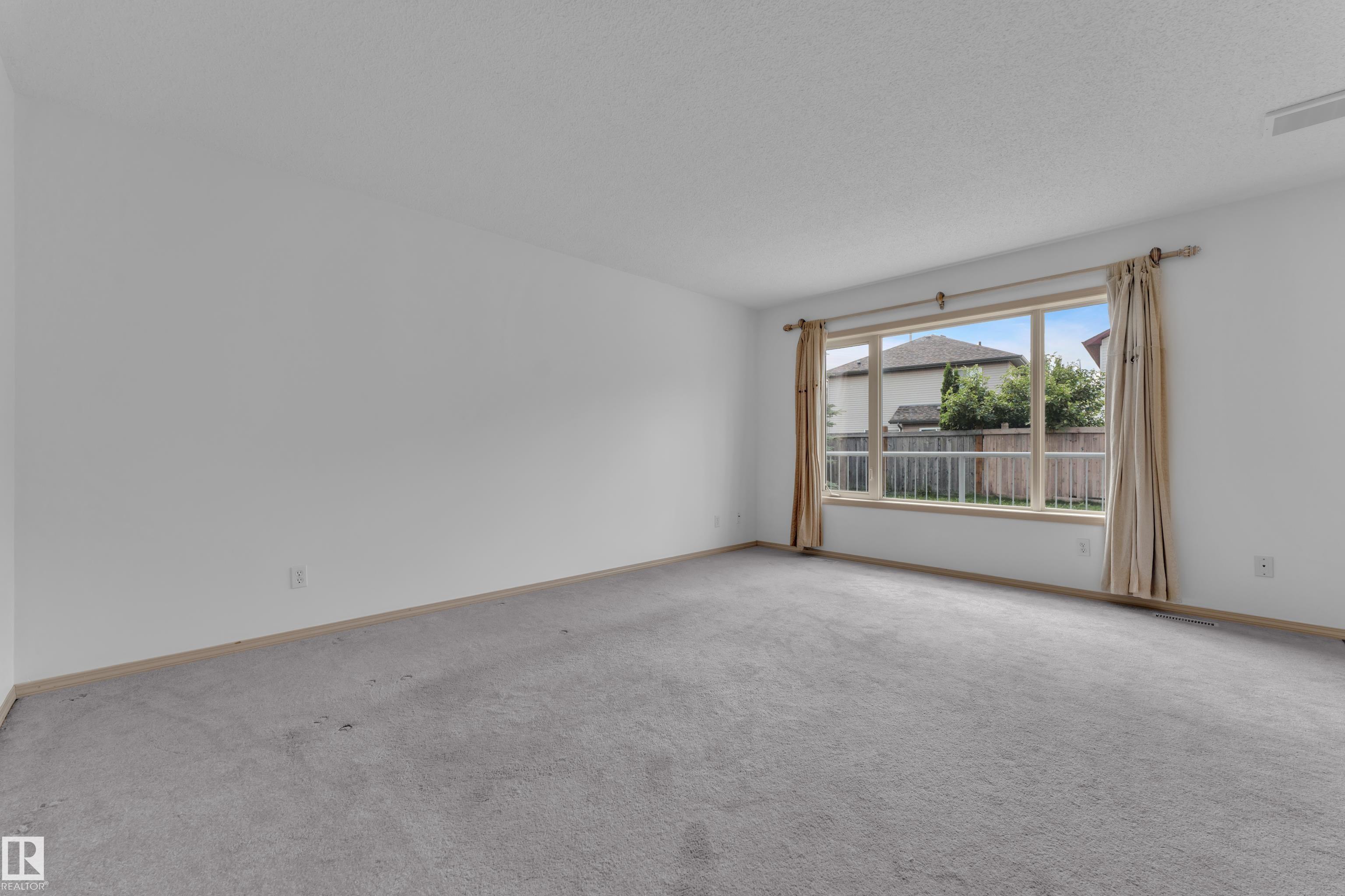 Photo 12 at 14031 136 Street NW, Hudson, Edmonton