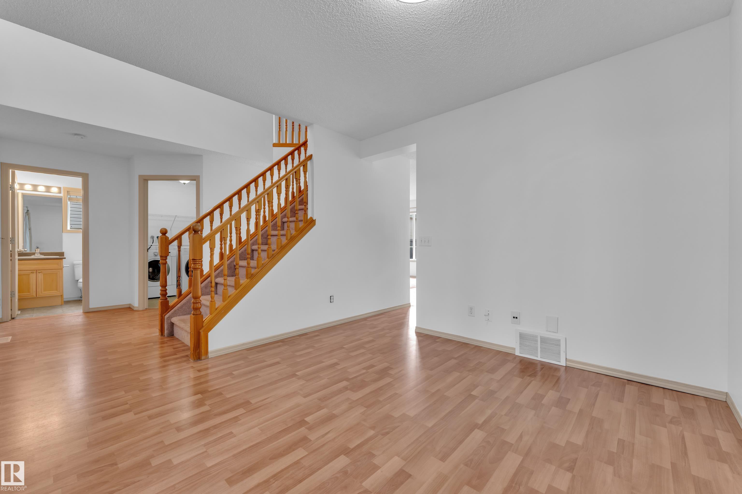 Photo 8 at 14031 136 Street NW, Hudson, Edmonton