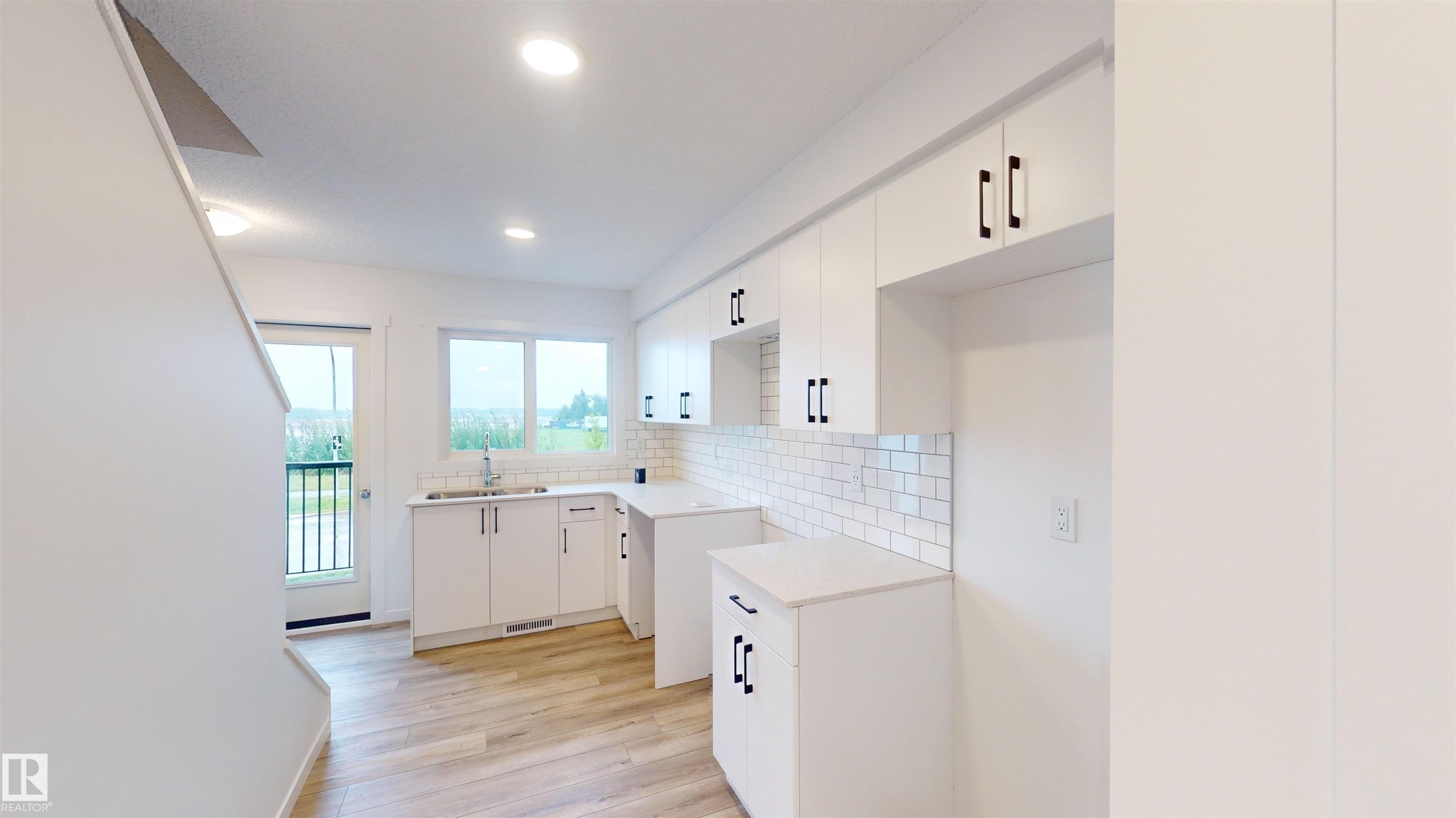 Photo 7 at 5 - 29 Airport Road NW, Blatchford Area, Edmonton