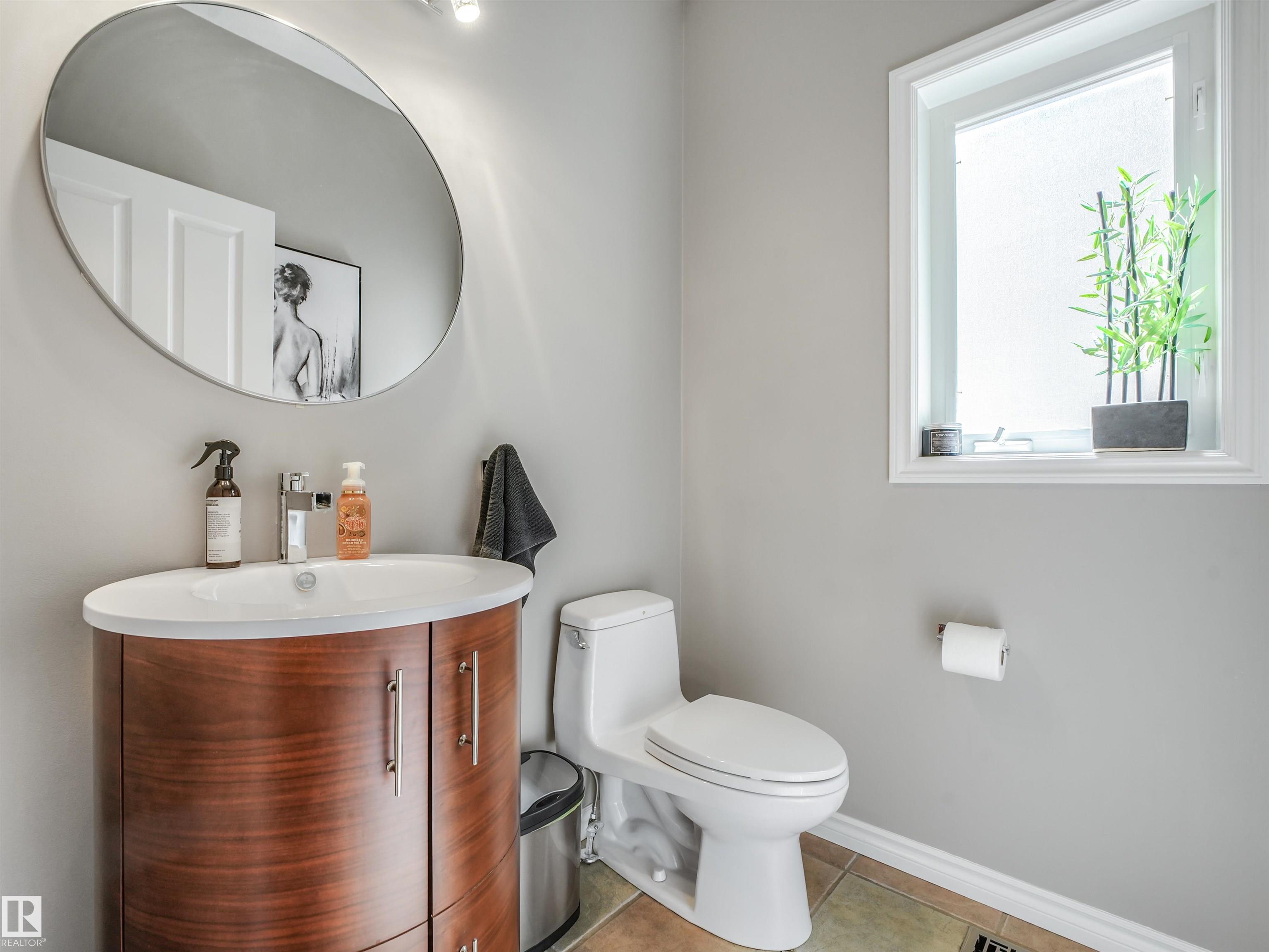Photo 33 at 967 Lamb Crescent NW, Leger, Edmonton