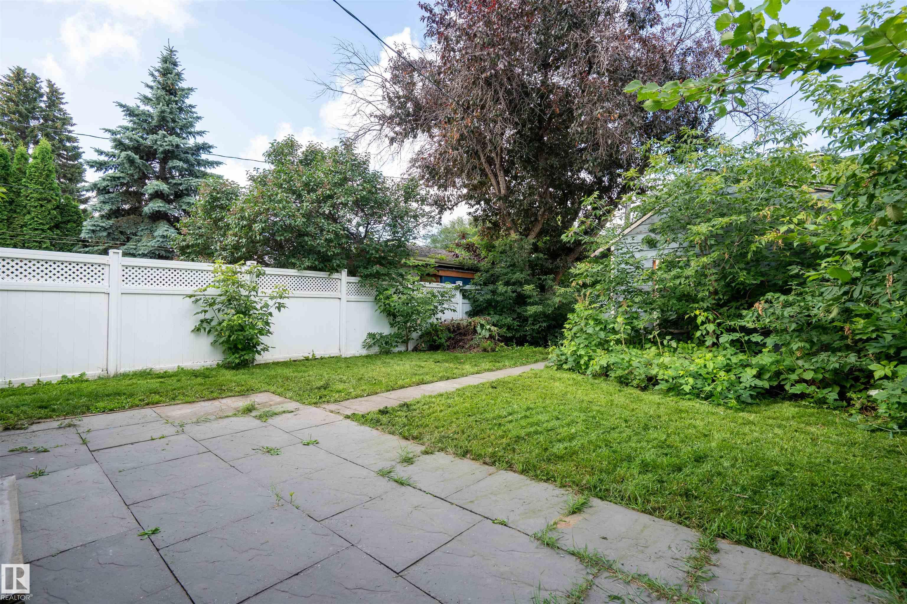 Listing photo thumbnail