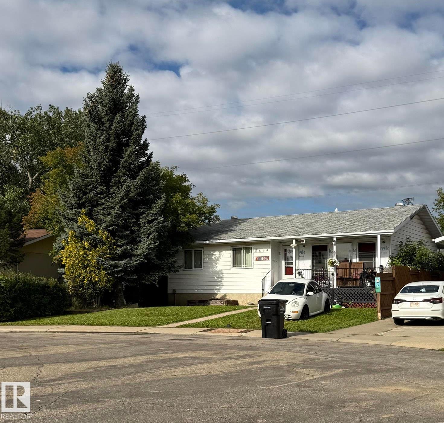 8824 30 Avenue NW, Tipaskan, Edmonton
