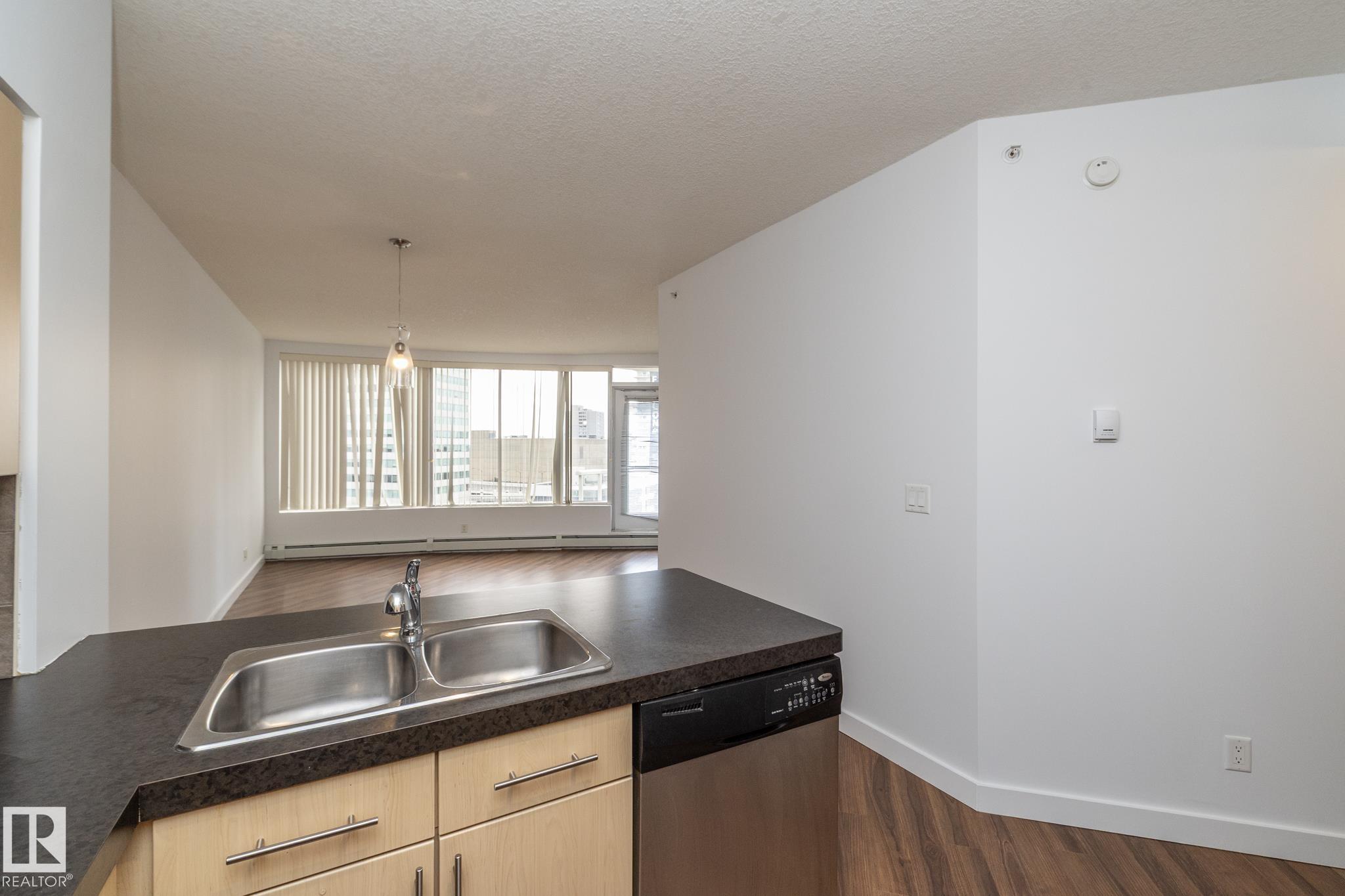 Photo 15 at 1004 - 10136 104 Street NW, Downtown, Edmonton