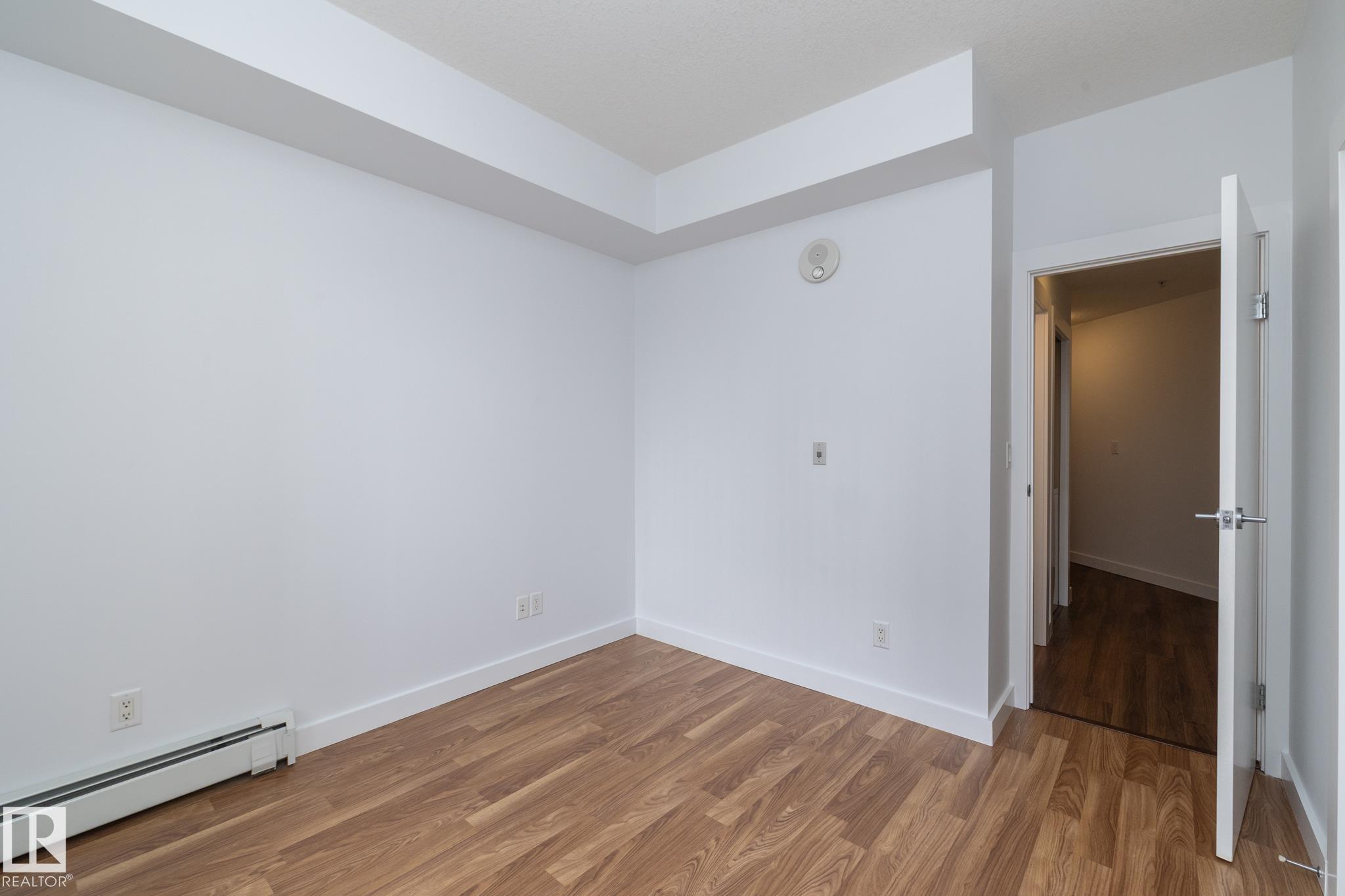 Photo 9 at 1004 - 10136 104 Street NW, Downtown, Edmonton