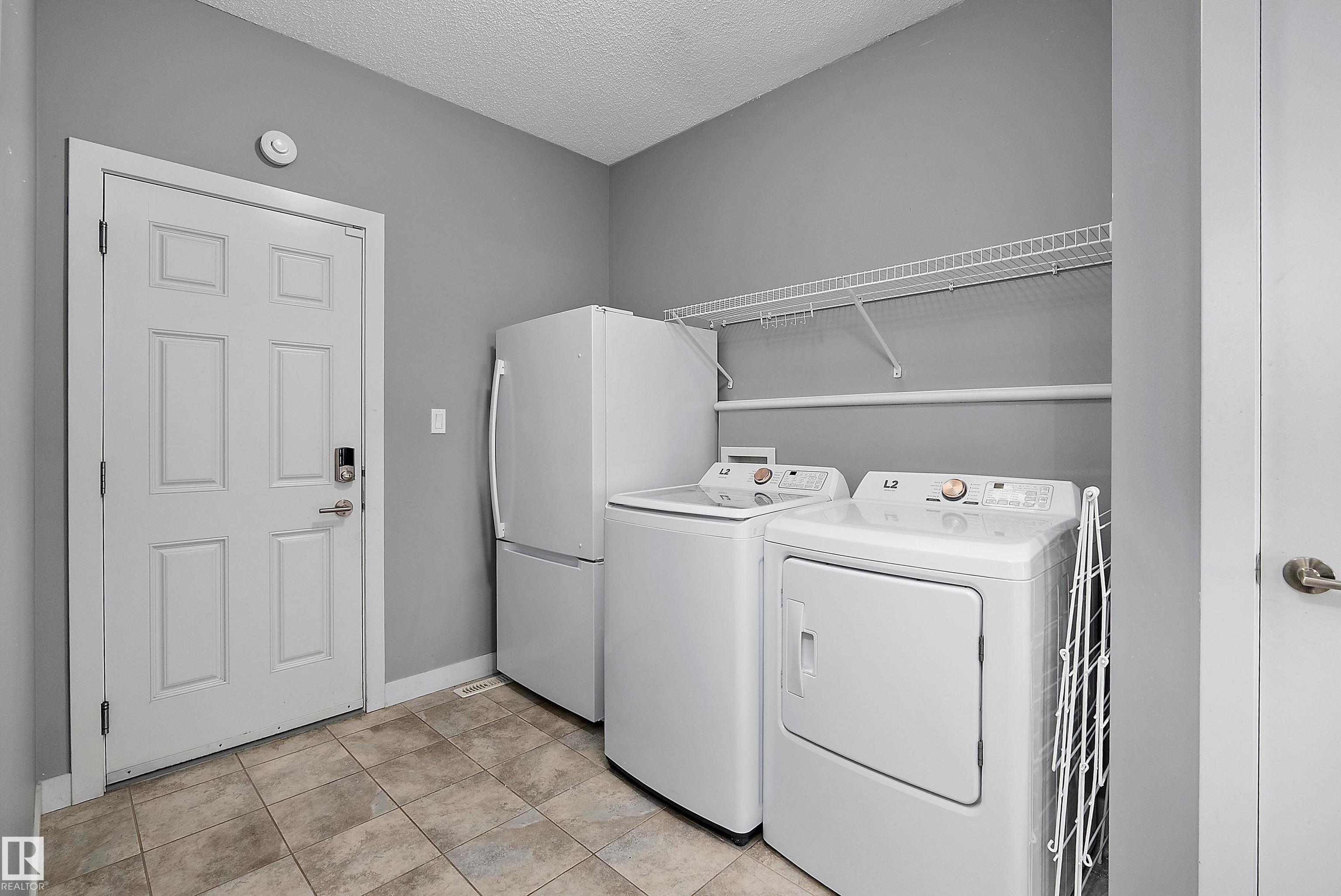 Photo 16 at 15832 11 Avenue SW, Glenridding Heights, Edmonton
