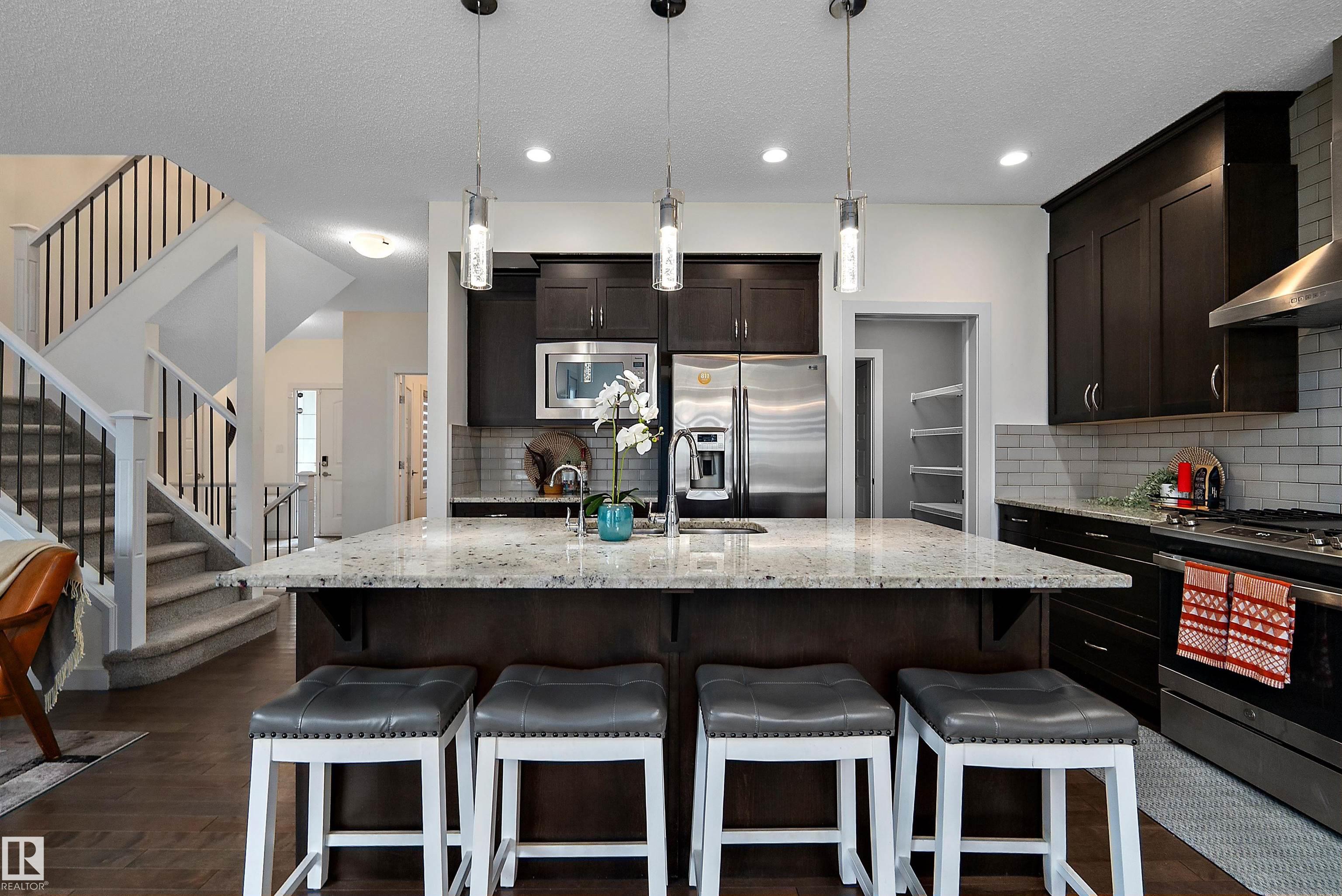 Photo 9 at 15832 11 Avenue SW, Glenridding Heights, Edmonton