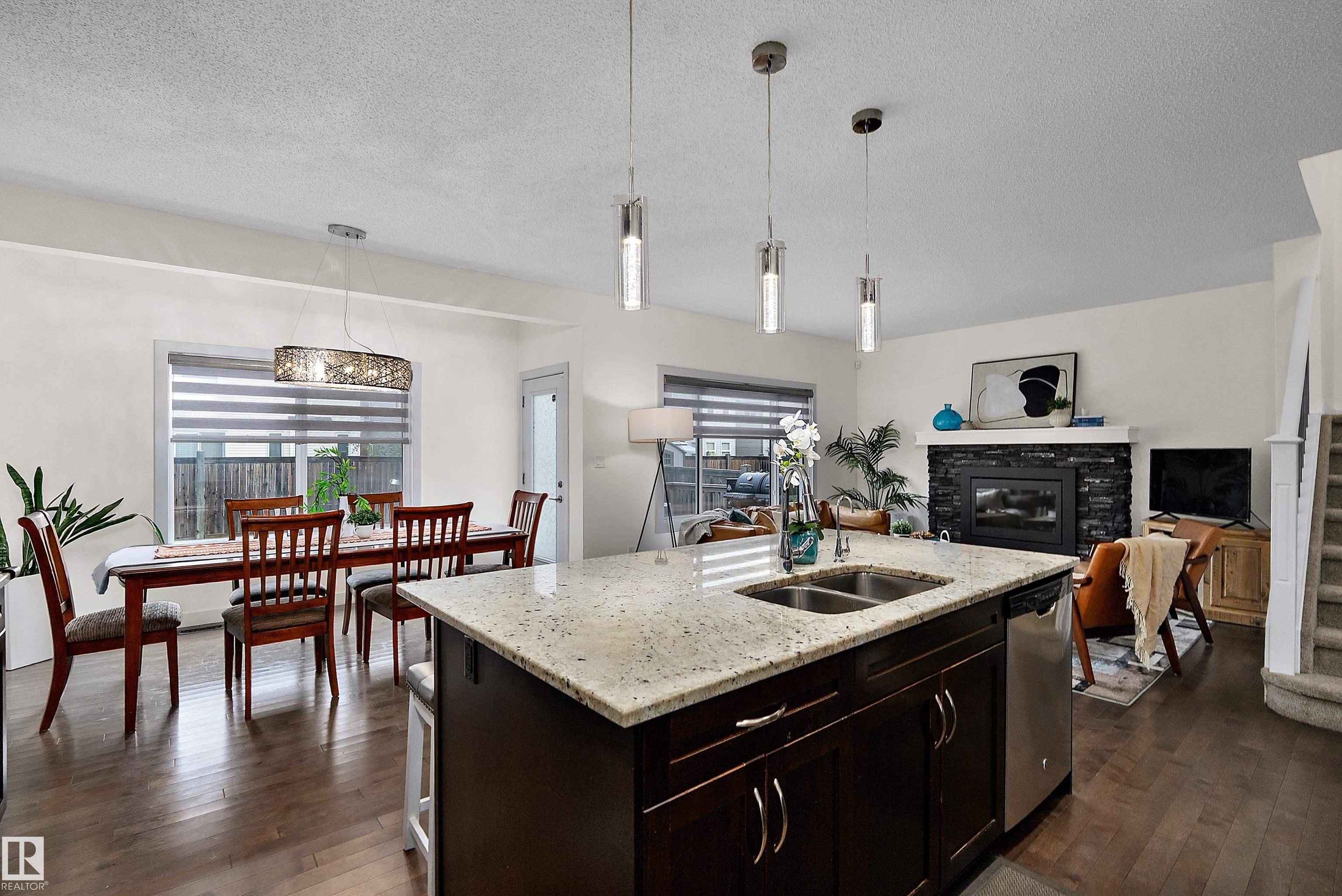 Photo 10 at 15832 11 Avenue SW, Glenridding Heights, Edmonton