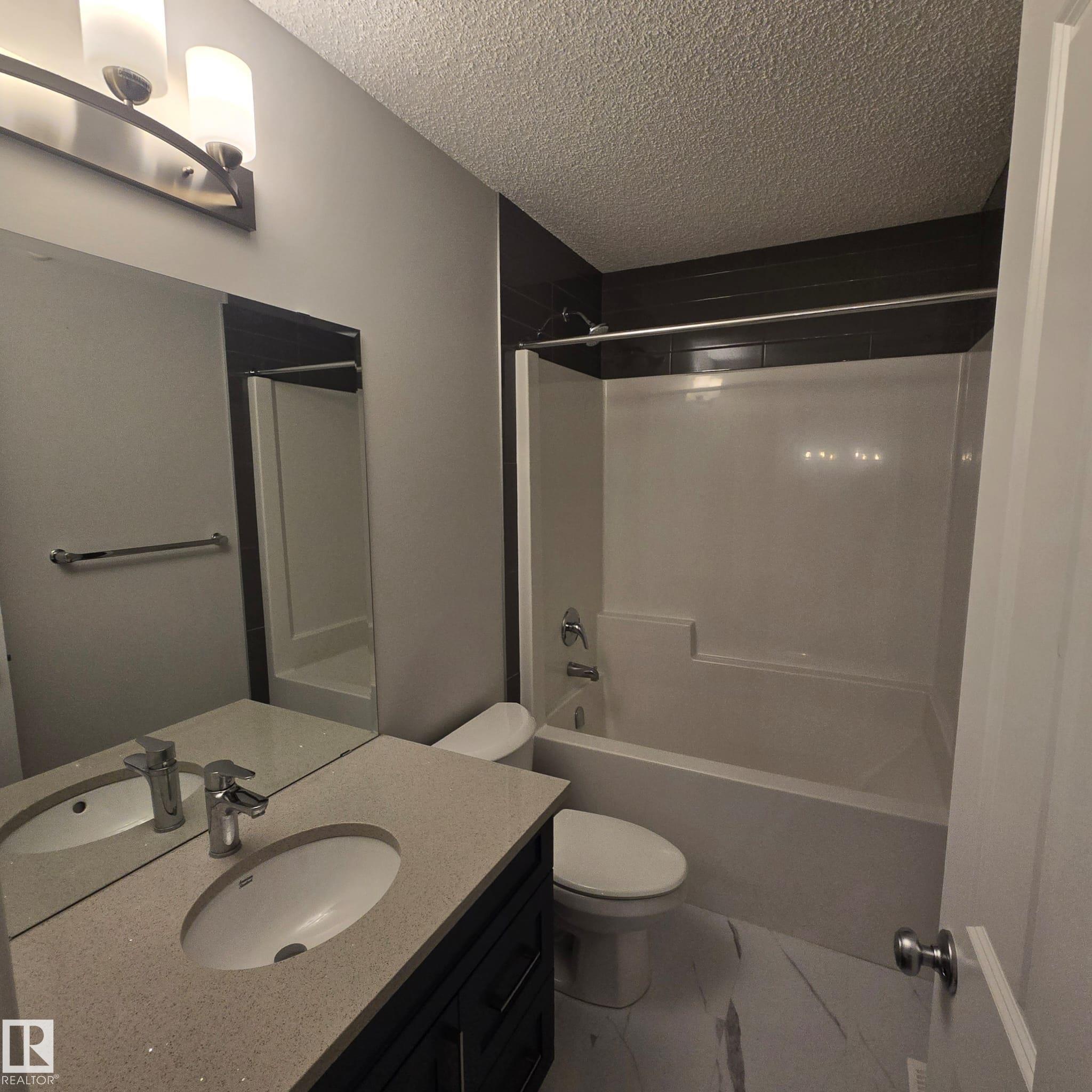 Photo 14 at 3014 9 Street NW, Maple Crest, Edmonton