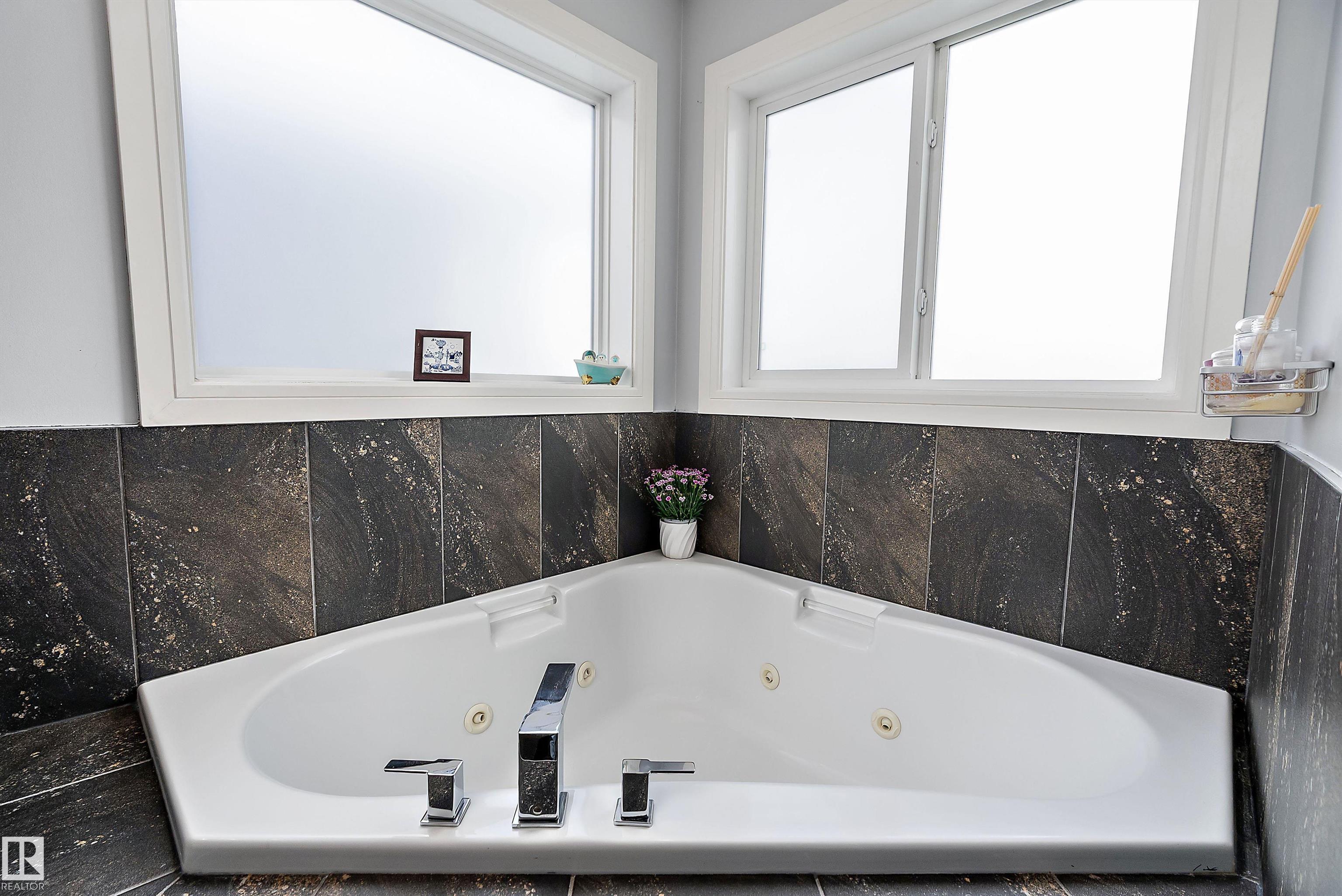 Photo 42 at 164 Durrand Bend, South Pointe, Fort Saskatchewan