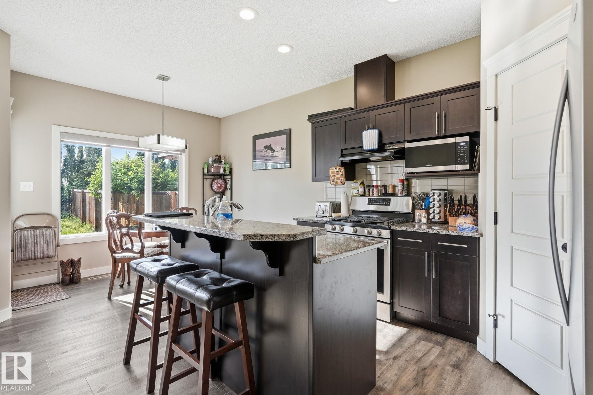 Photo 6 at 38 Durrand Bend, South Pointe, Fort Saskatchewan
