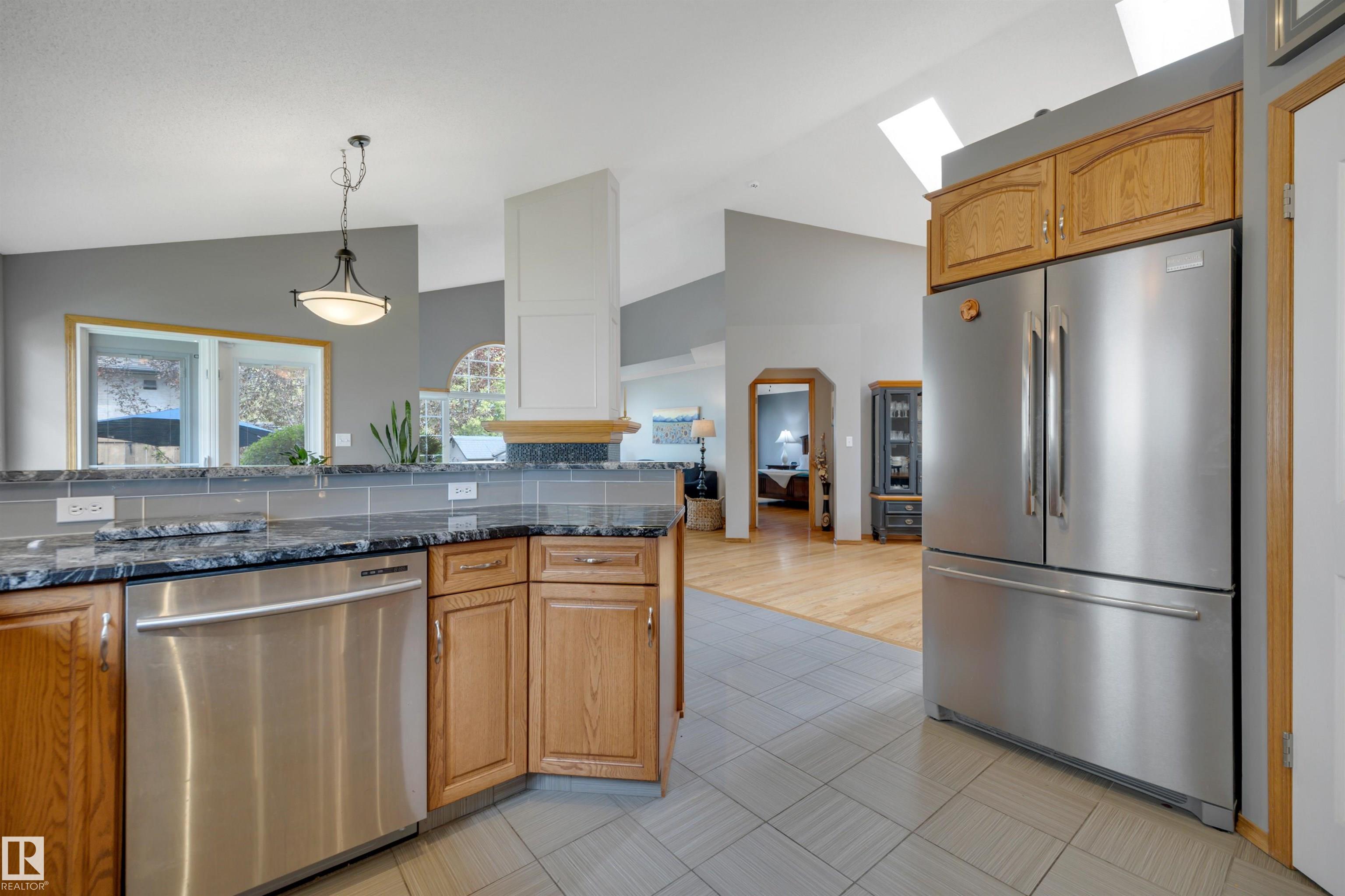 Photo 16 at 341 Burton Road NW, Bulyea Heights, Edmonton