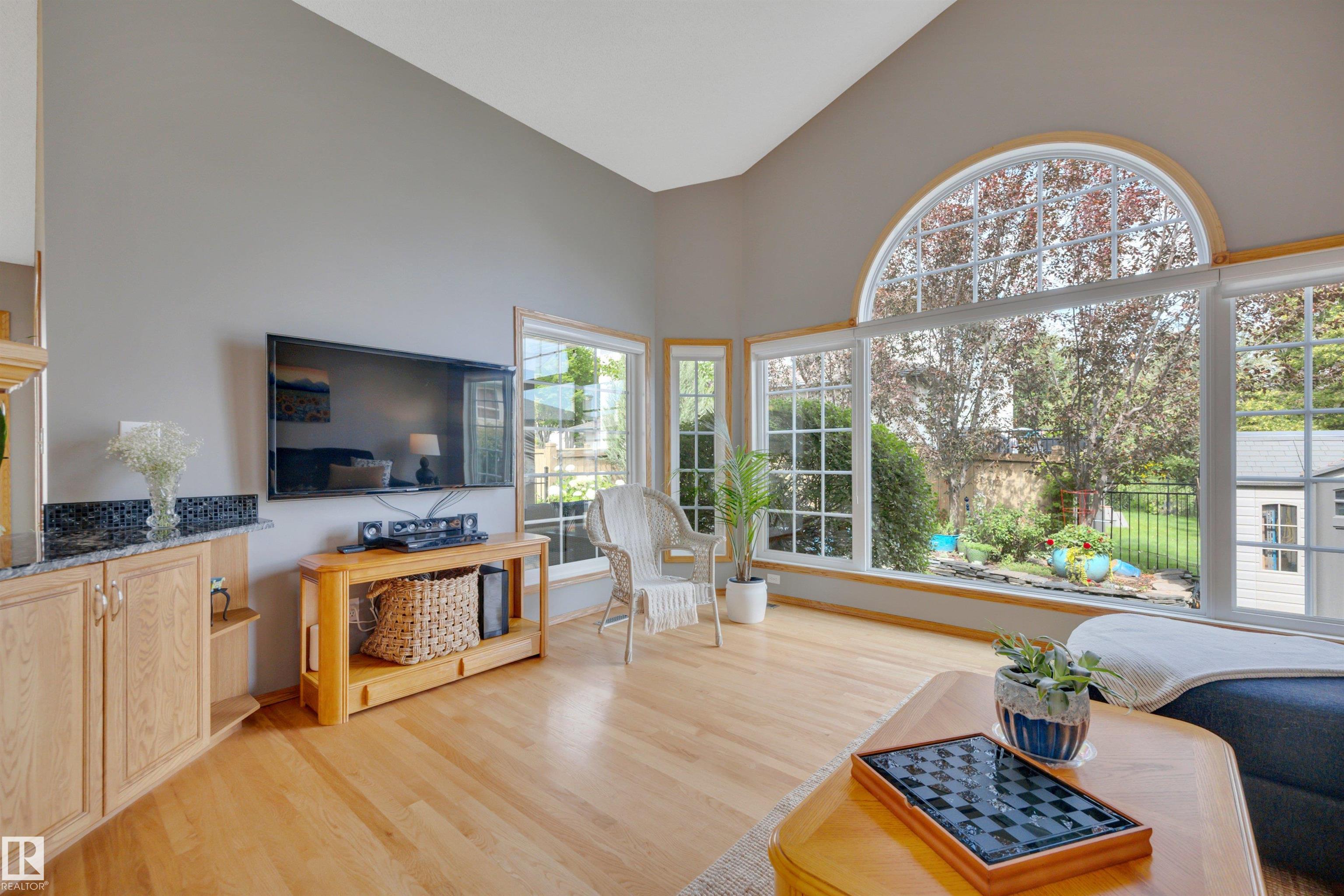 Photo 27 at 341 Burton Road NW, Bulyea Heights, Edmonton