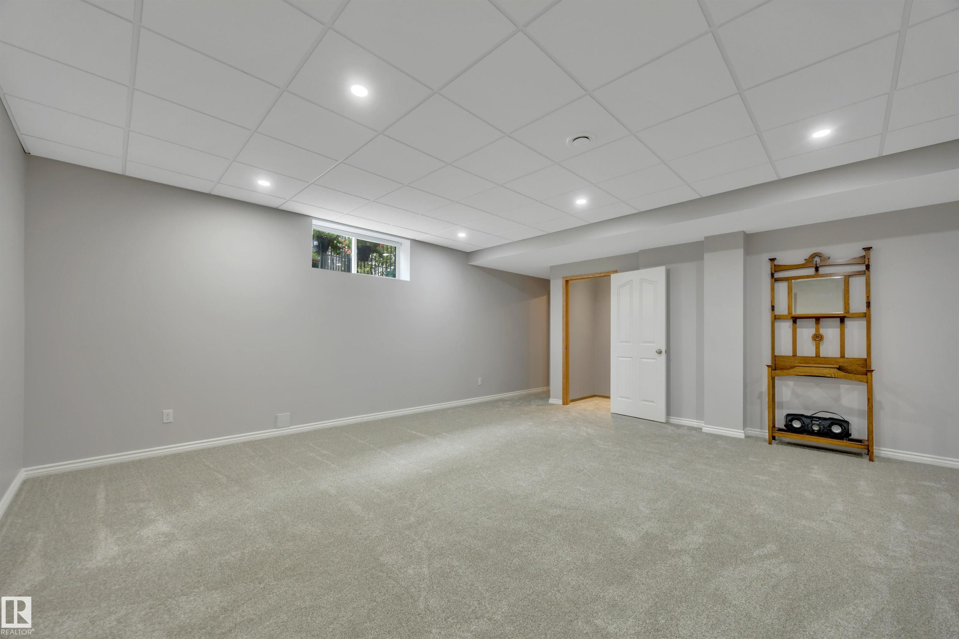 Photo 42 at 341 Burton Road NW, Bulyea Heights, Edmonton