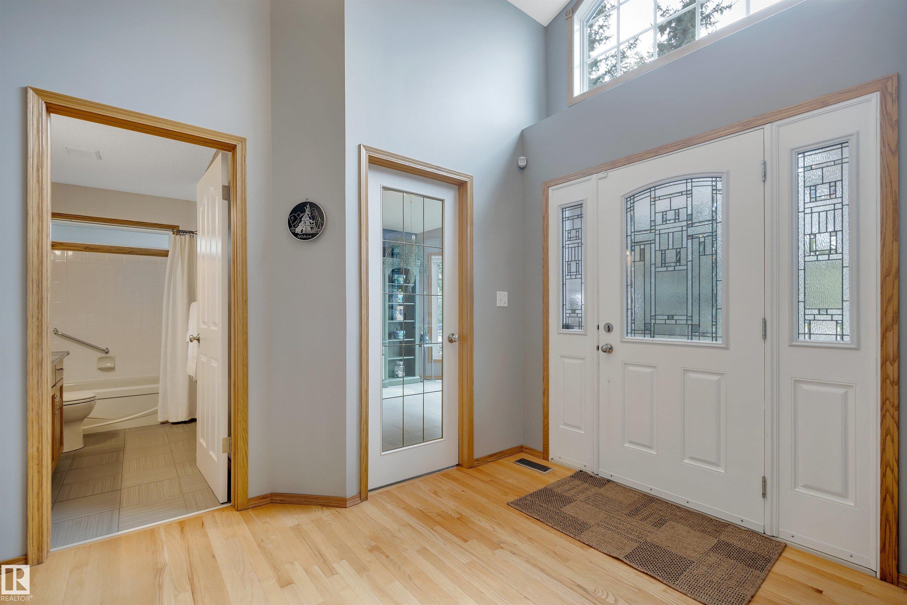 Photo 8 at 341 Burton Road NW, Bulyea Heights, Edmonton