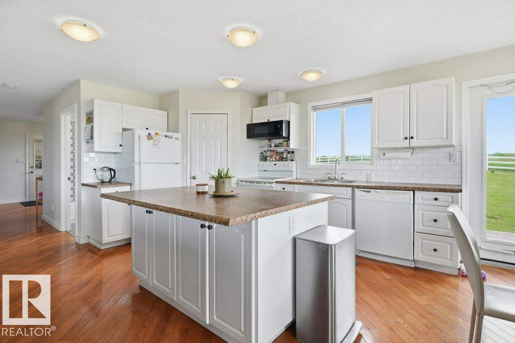 Photo 6 at 58111 Lily Lake Road, None, Rural Sturgeon County