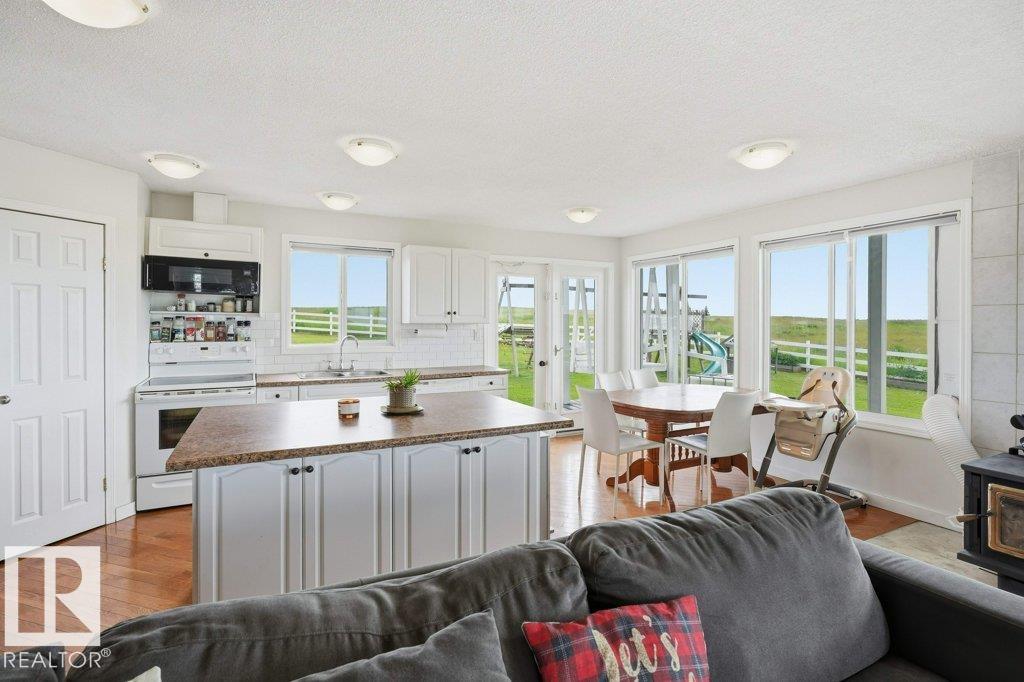 Photo 10 at 58111 Lily Lake Road, None, Rural Sturgeon County