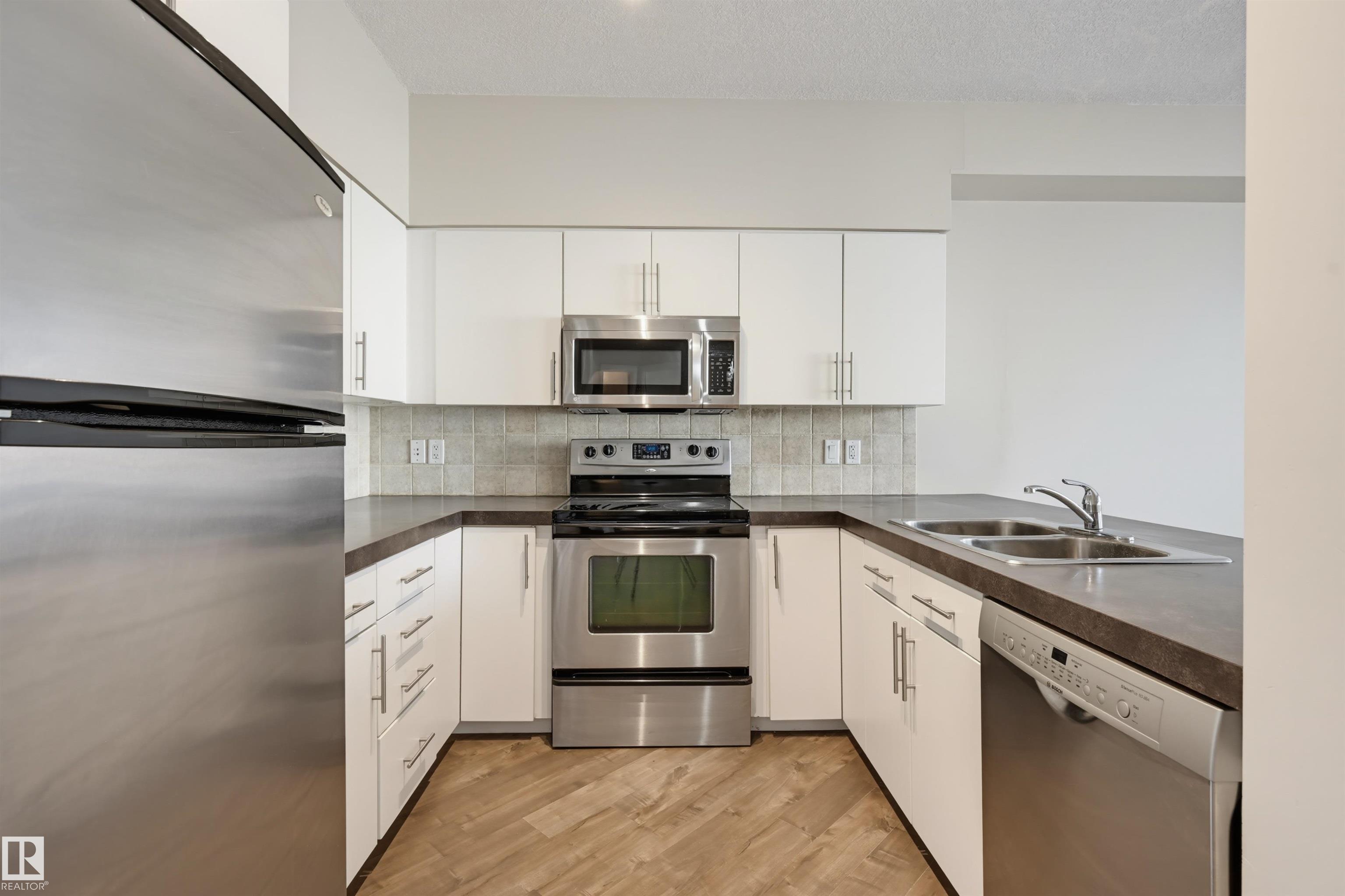 Photo 14 at 801 - 10136 104 Street NW, Downtown, Edmonton