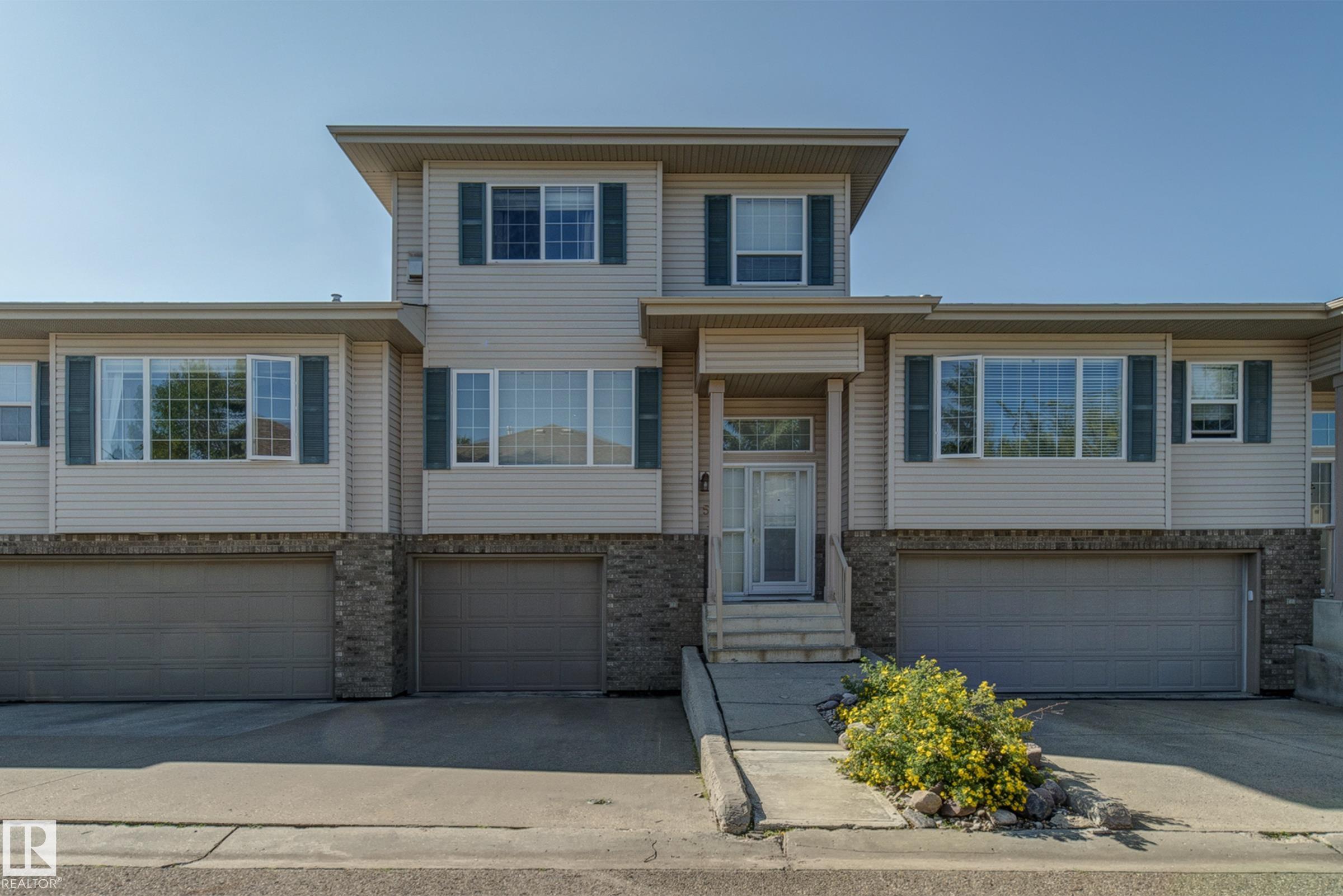 5 - 420 Hunters Green green NW, Haddow, Edmonton