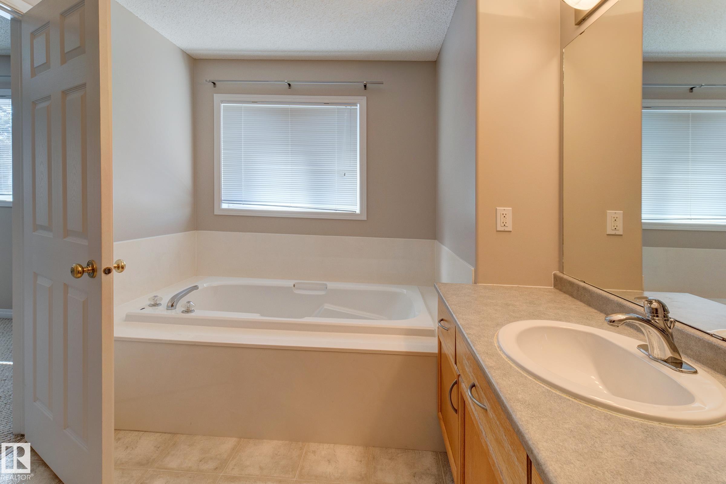 Photo 27 at 5 - 420 Hunters Green green NW, Haddow, Edmonton