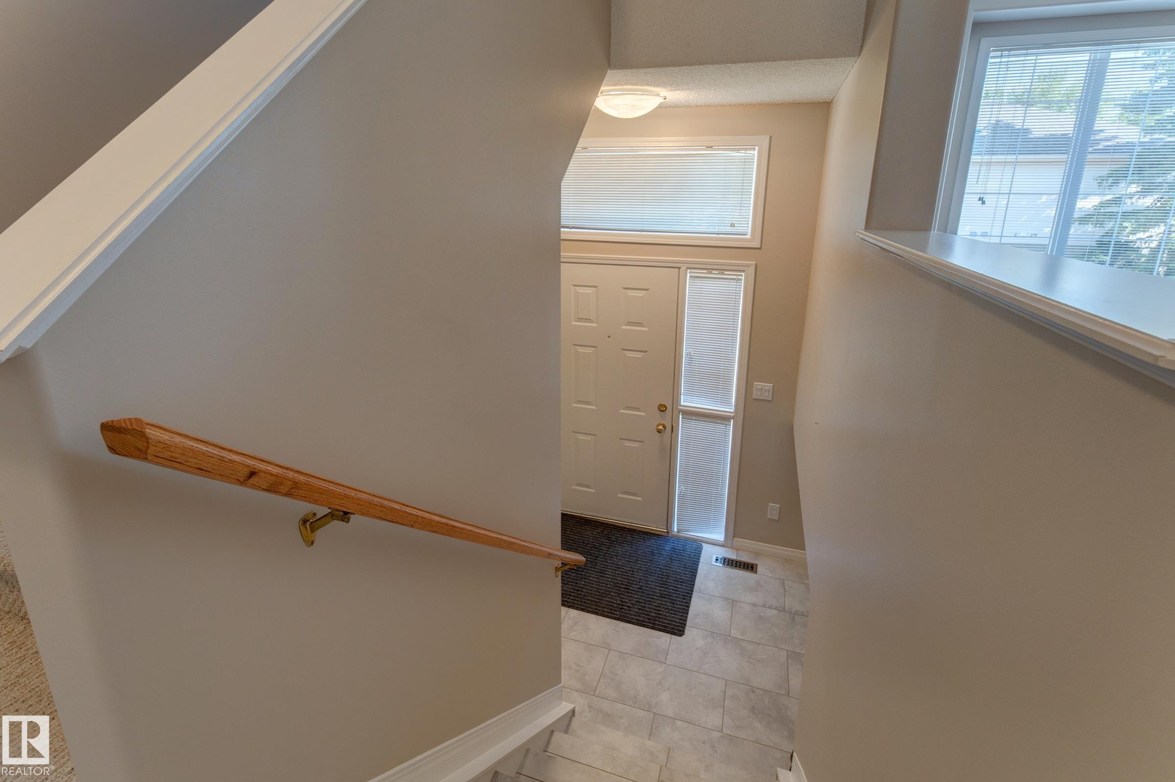 5 - 420 Hunters Green green NW, Haddow, Edmonton