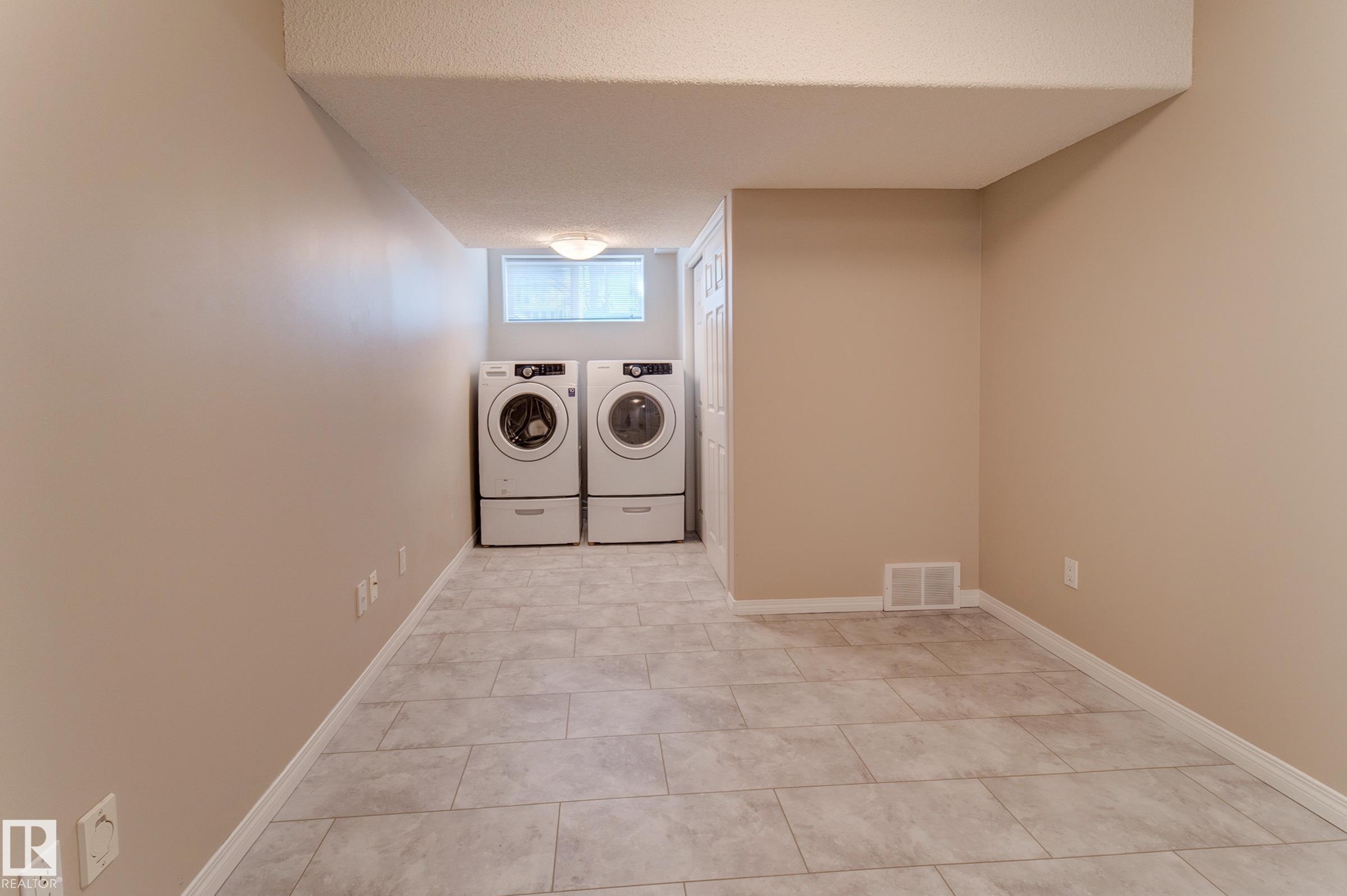 Photo 33 at 5 - 420 Hunters Green green NW, Haddow, Edmonton