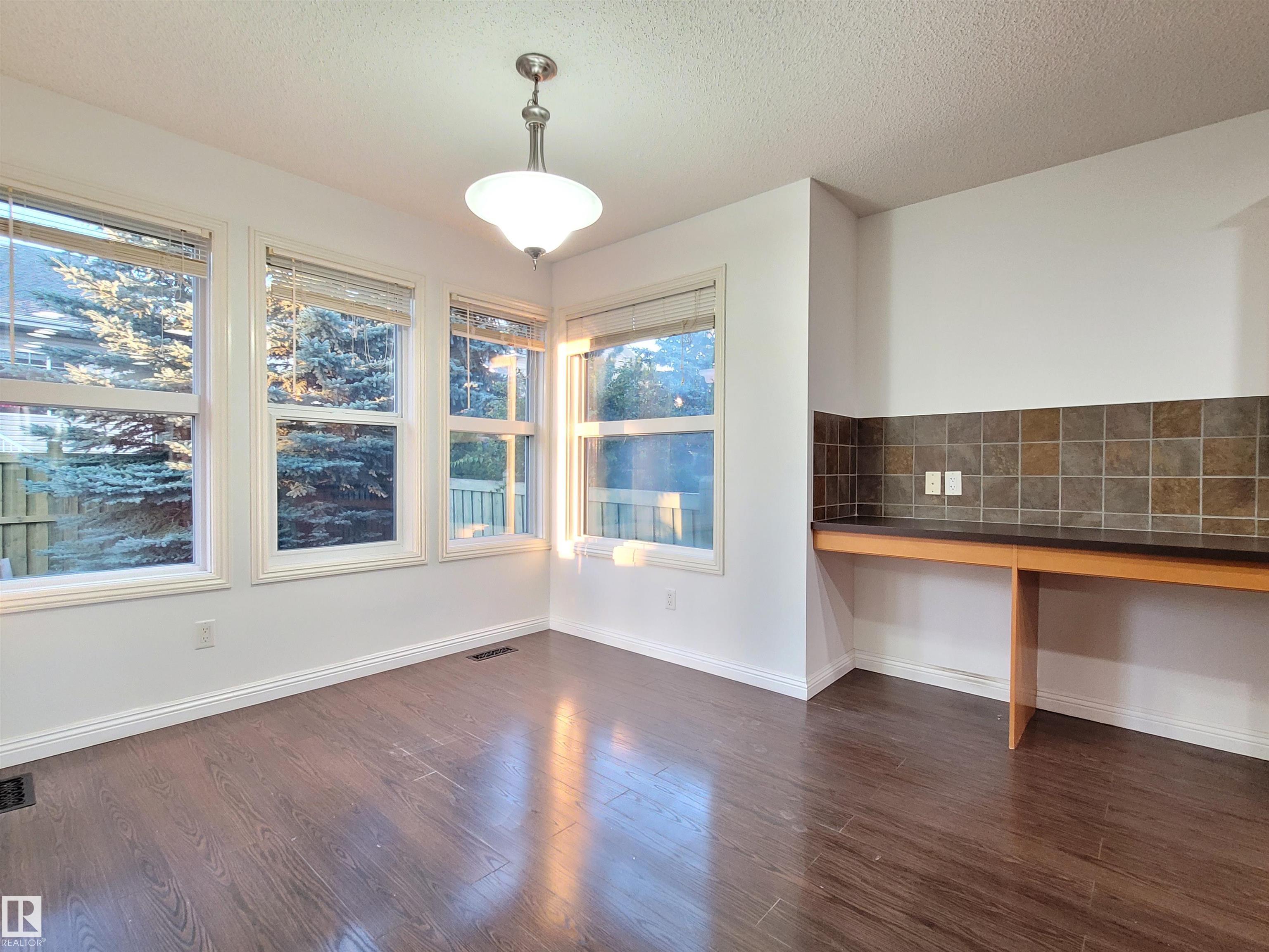 Photo 24 at 2562 Hanna Crescent NW, Haddow, Edmonton
