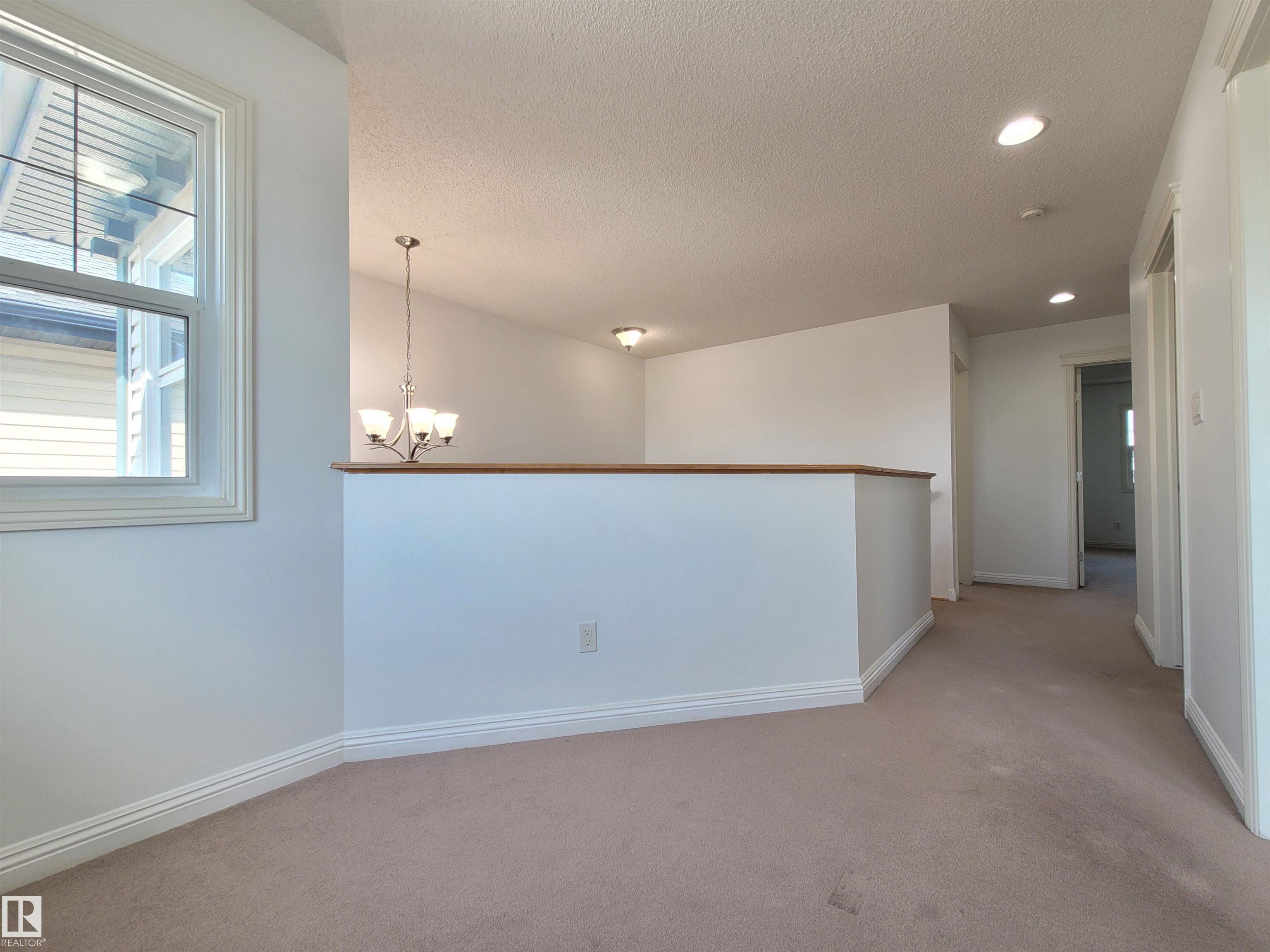 Photo 34 at 2562 Hanna Crescent NW, Haddow, Edmonton