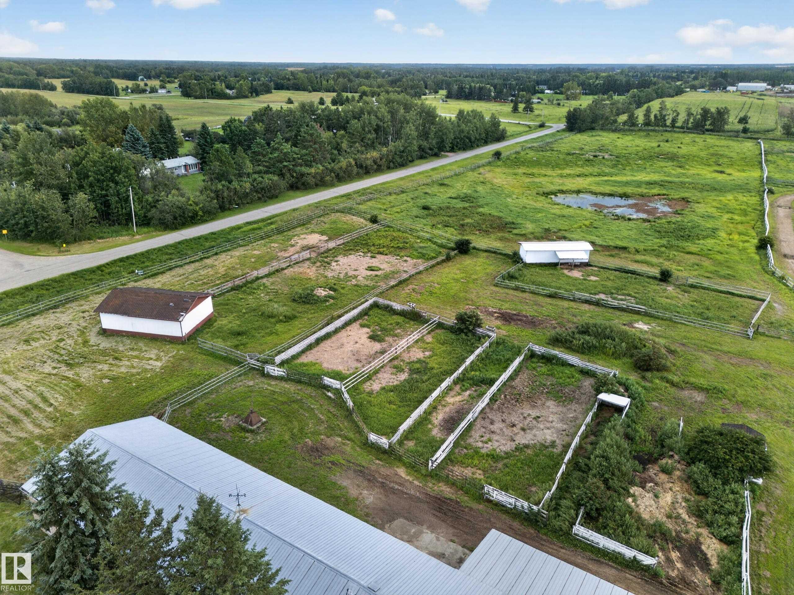 Photo 17 at 51208 Range Road 270, Devonshire Grove, Rural Parkland County