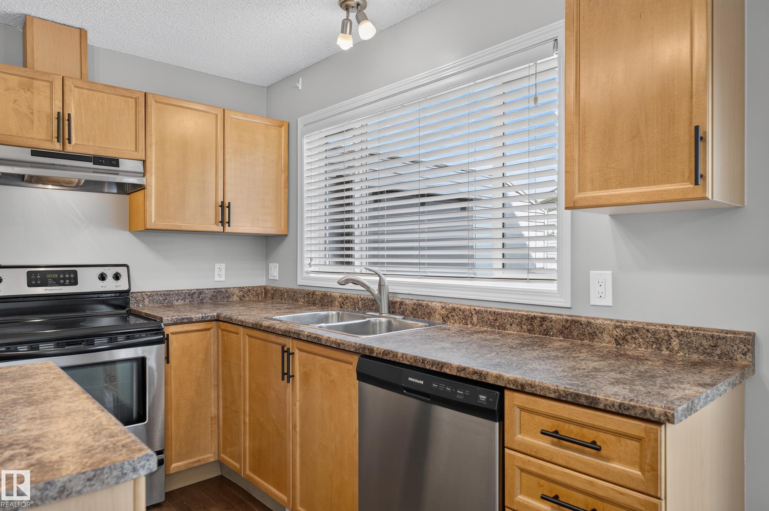 Photo 15 at 6008 South Terwillegar Boulevard NW, South Terwillegar, Edmonton