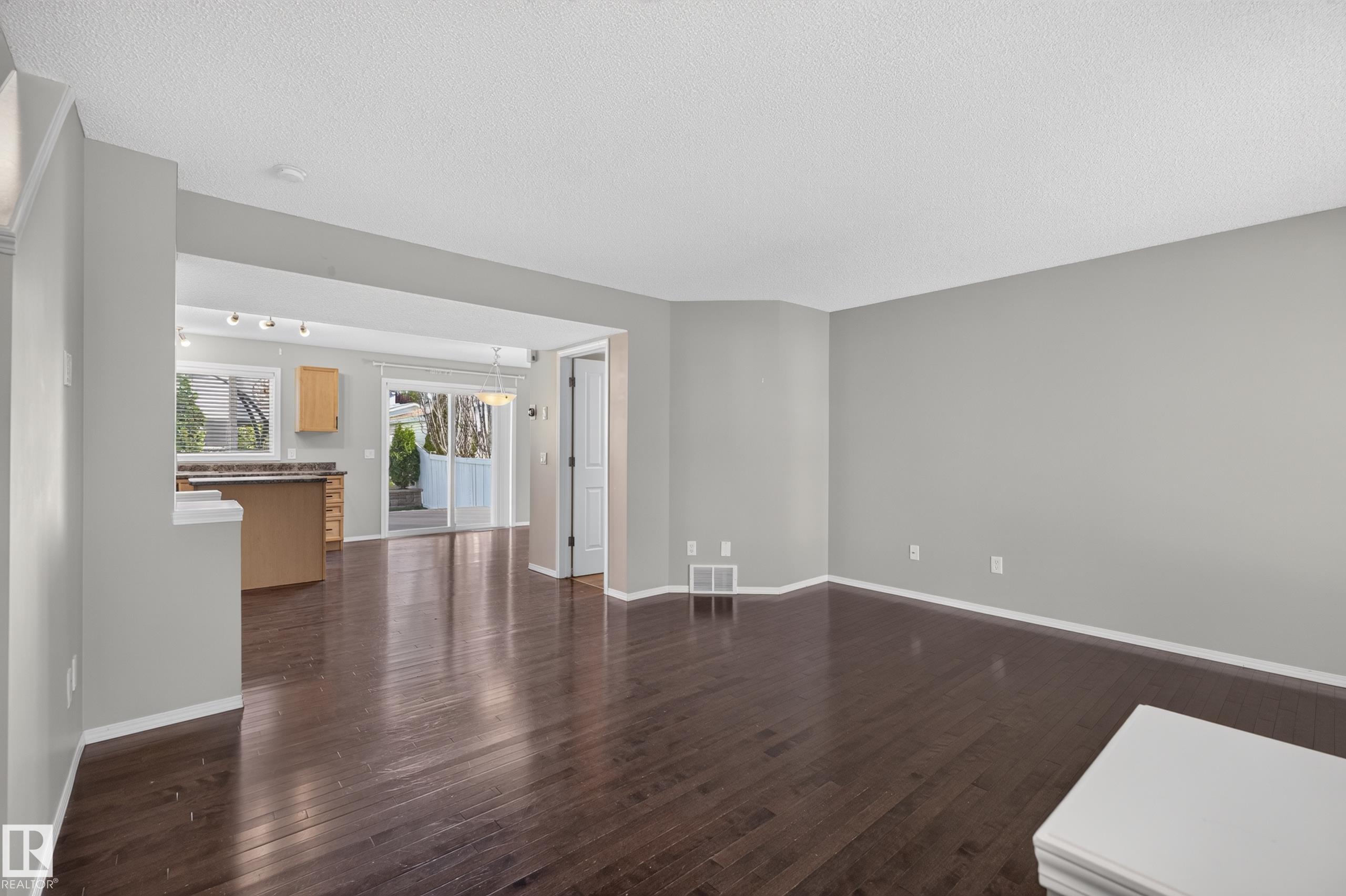 Photo 8 at 6008 South Terwillegar Boulevard NW, South Terwillegar, Edmonton