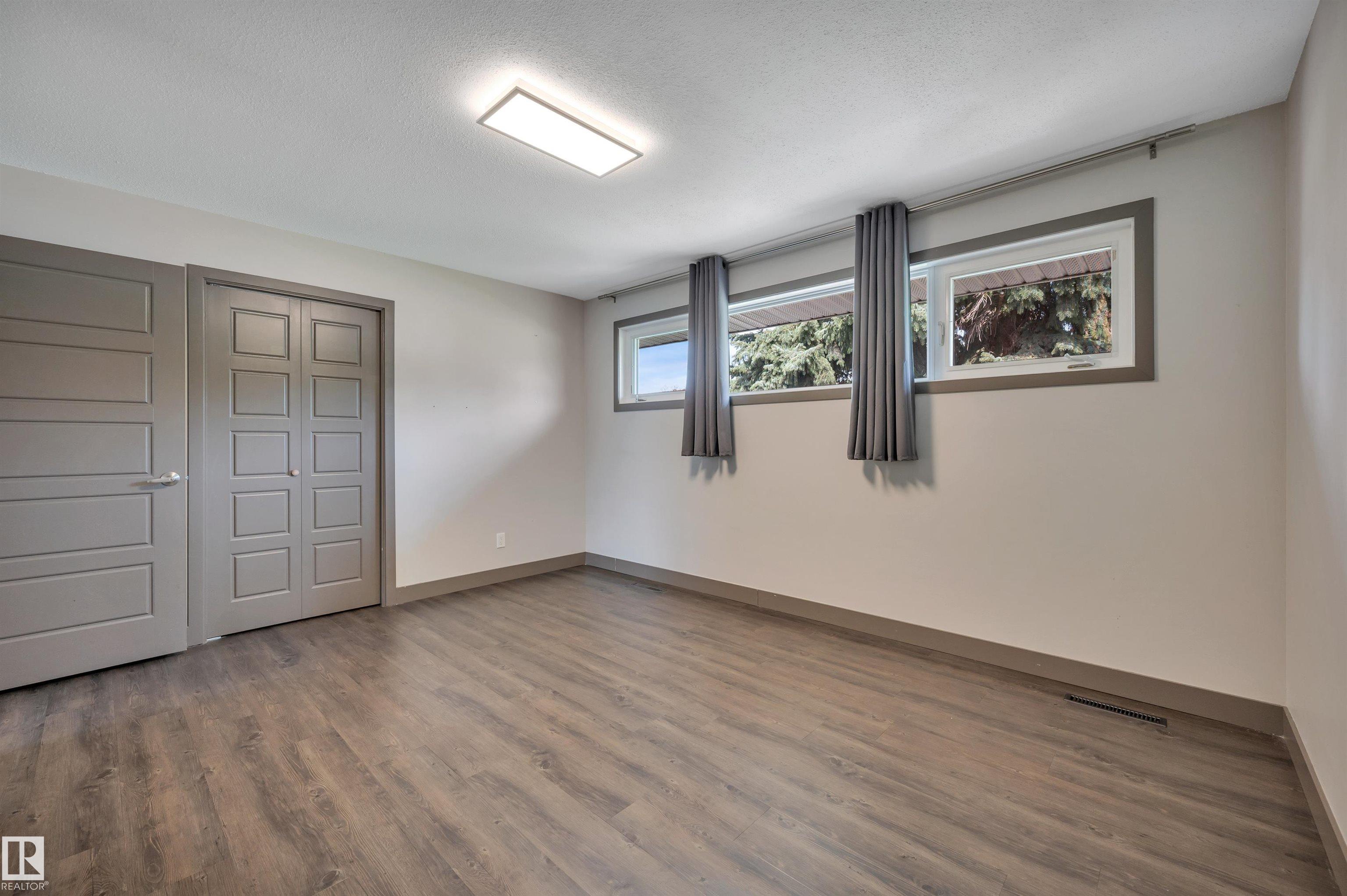Photo 19 at 8615 66 Avenue NW, Argyll, Edmonton