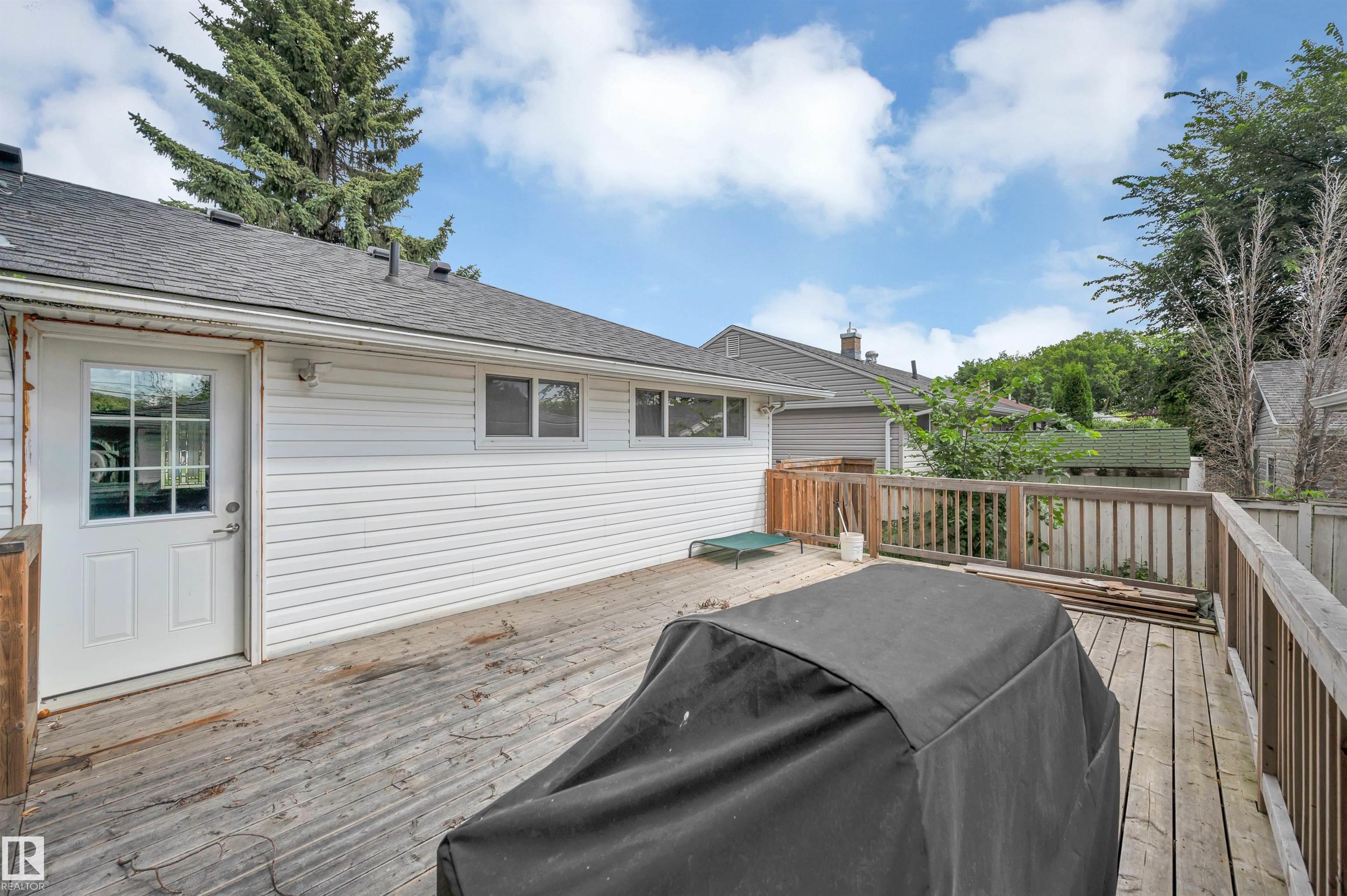 Photo 36 at 8615 66 Avenue NW, Argyll, Edmonton
