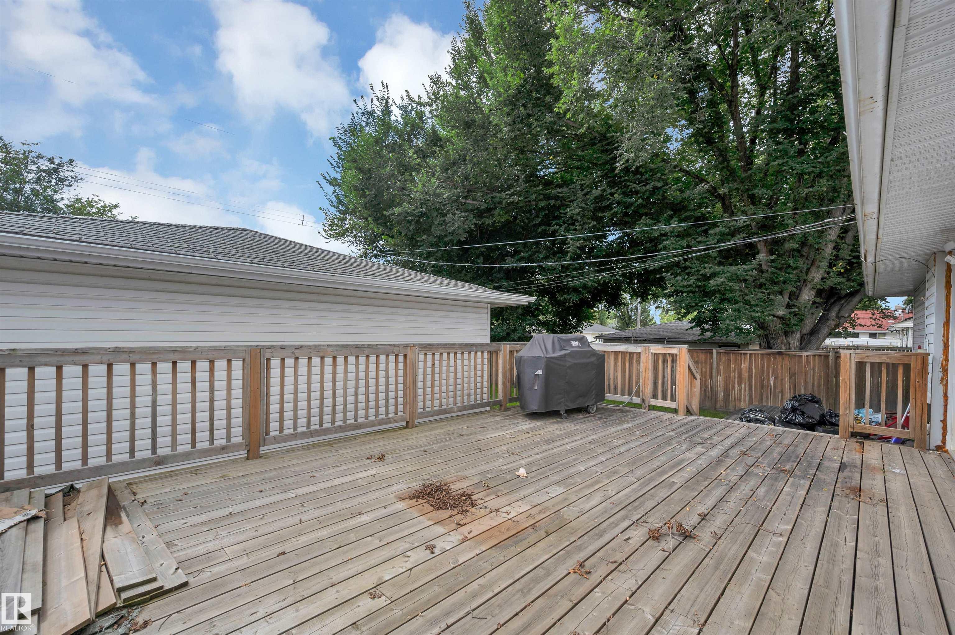 Photo 37 at 8615 66 Avenue NW, Argyll, Edmonton