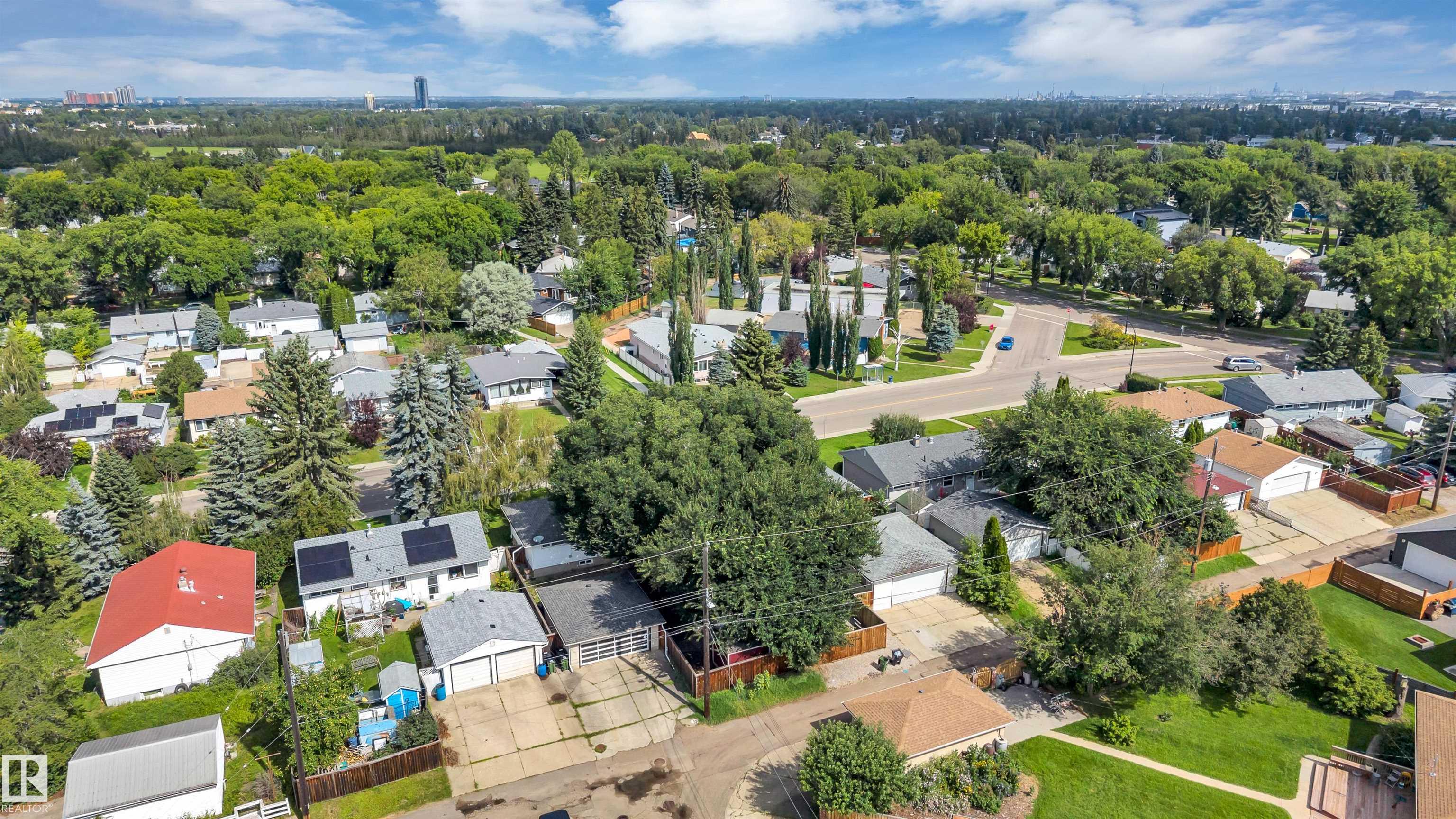 Photo 52 at 8615 66 Avenue NW, Argyll, Edmonton