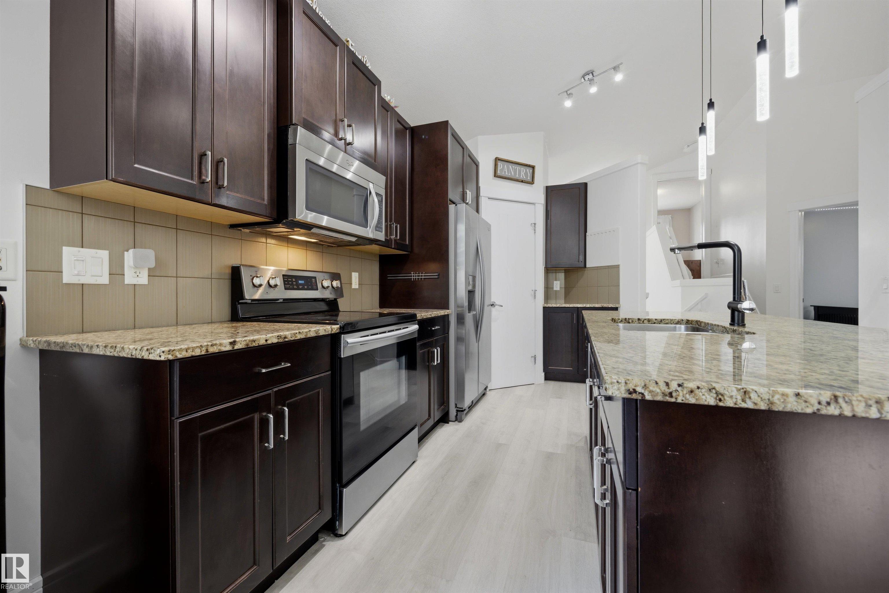 Photo 9 at 1 Dittrich Avenue, South Pointe, Fort Saskatchewan