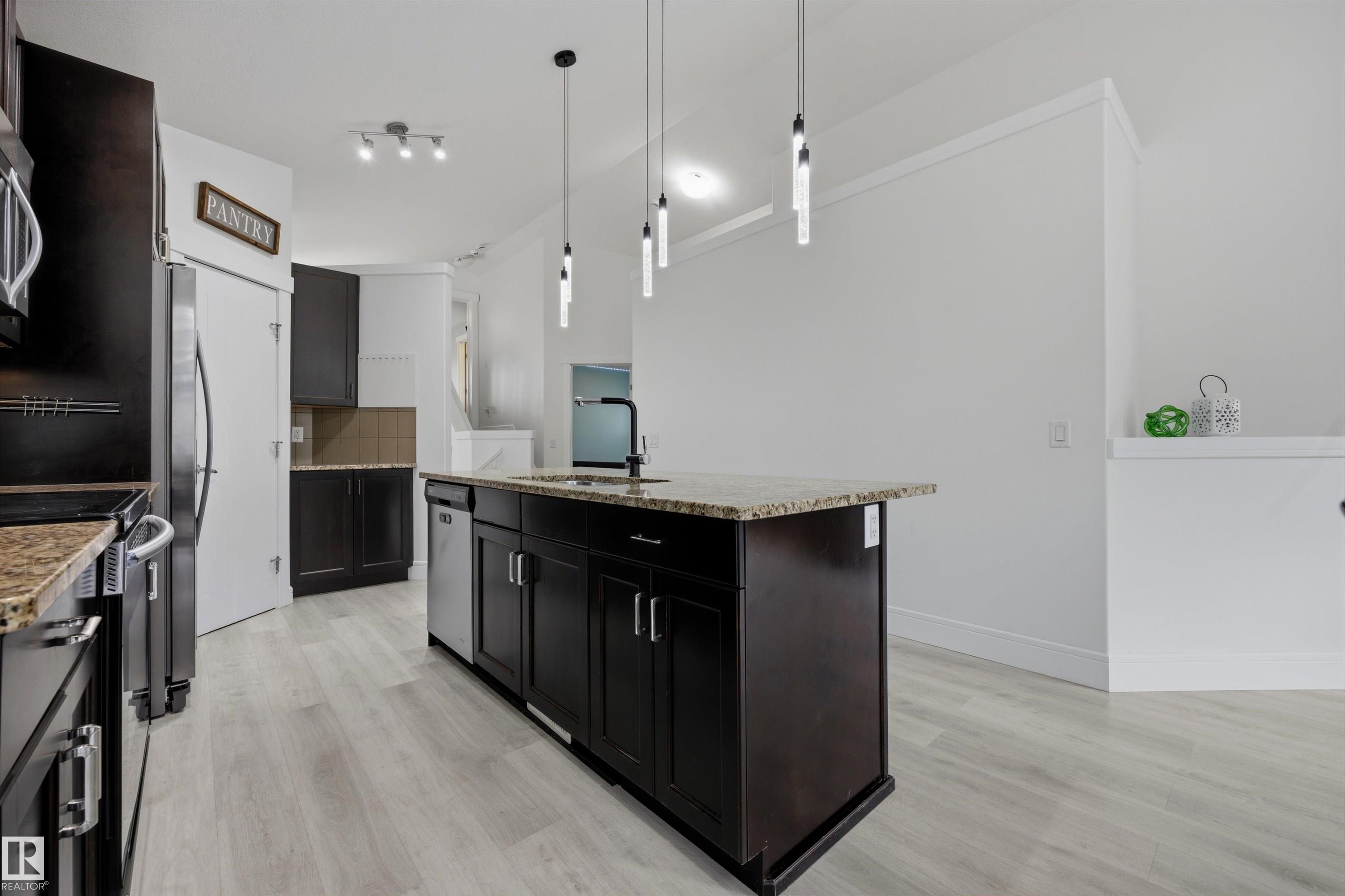 Photo 10 at 1 Dittrich Avenue, South Pointe, Fort Saskatchewan
