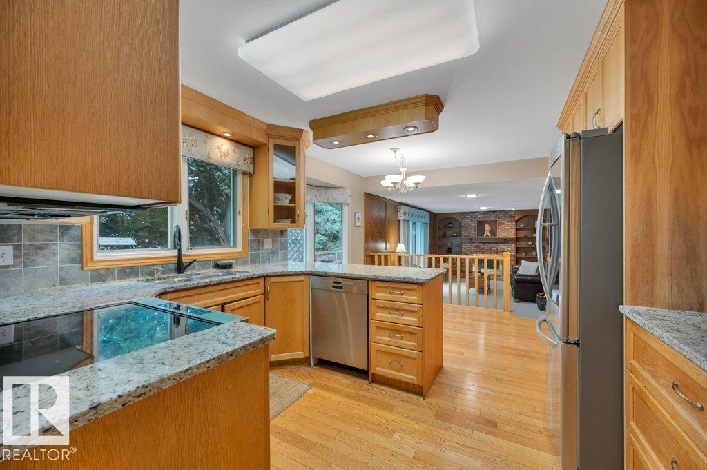 Photo 15 at 5620 151 Street NW, Brander Gardens, Edmonton