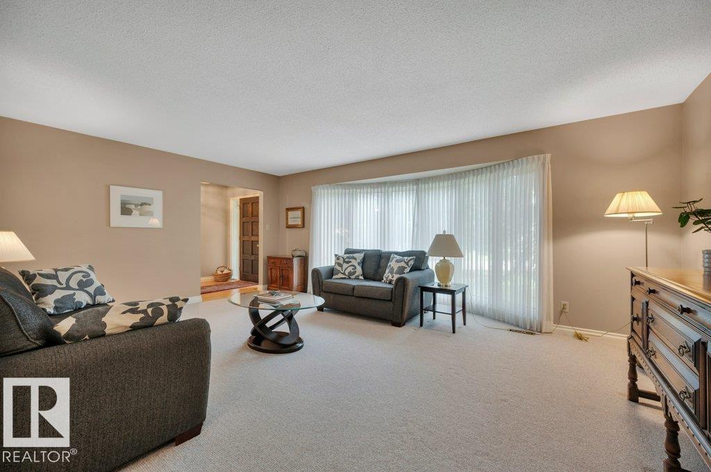 Photo 8 at 5620 151 Street NW, Brander Gardens, Edmonton