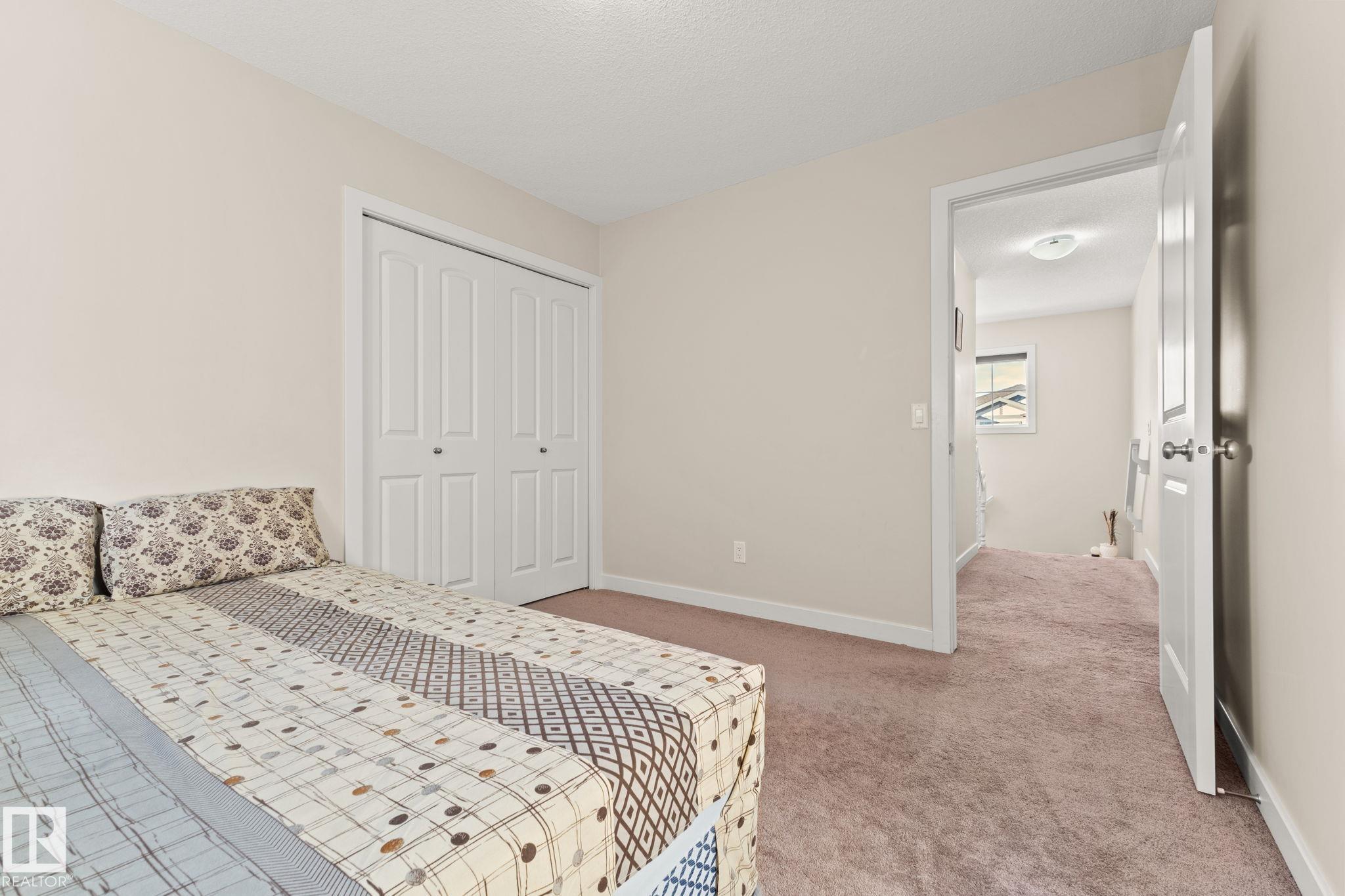 Photo 21 at 724 40 Avenue NW, Maple Crest, Edmonton