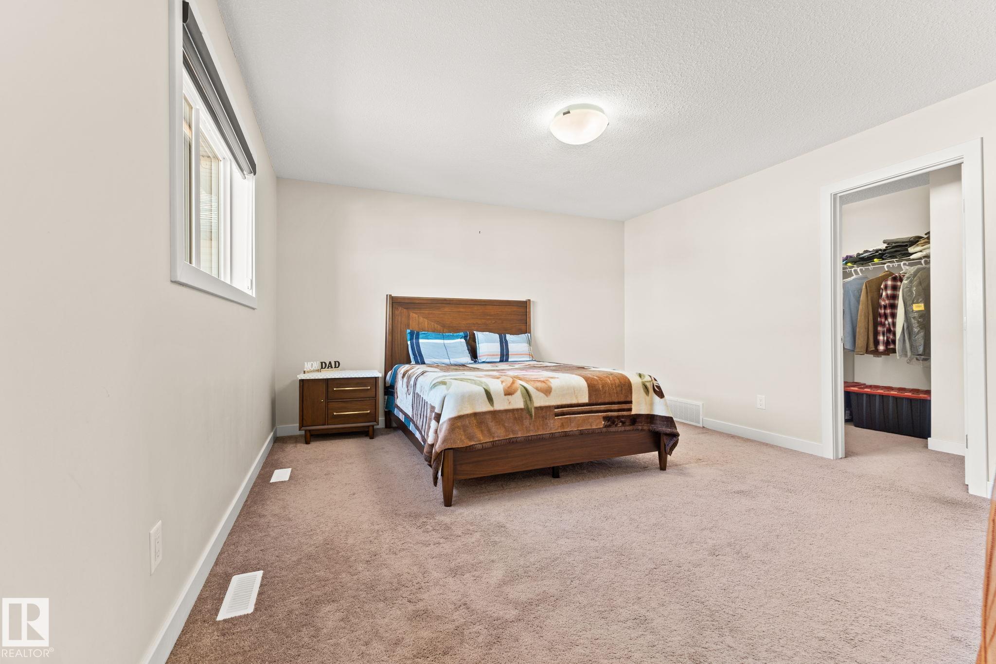 Photo 28 at 724 40 Avenue NW, Maple Crest, Edmonton