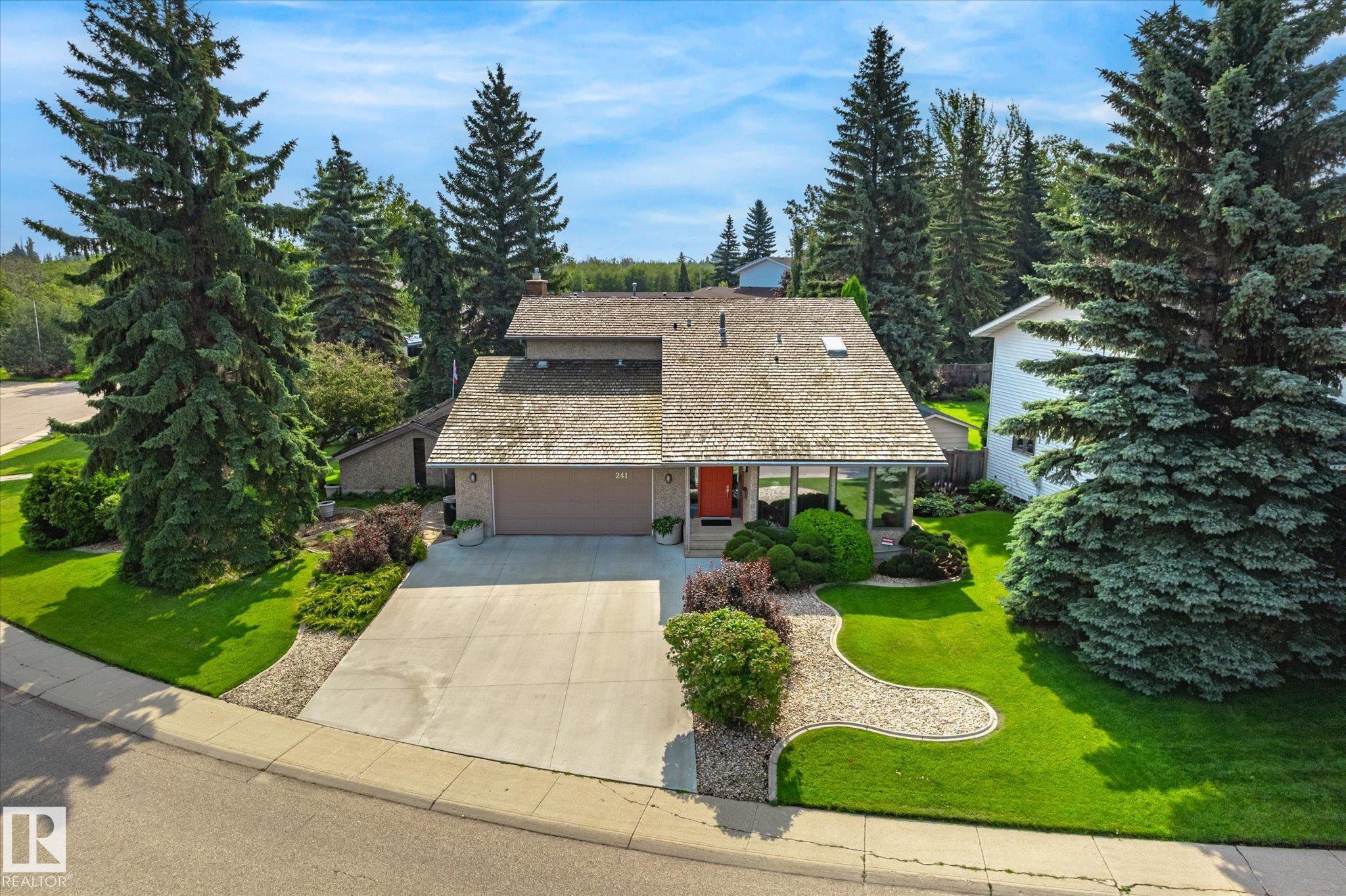Picture for 241 GREENOCH CR NW