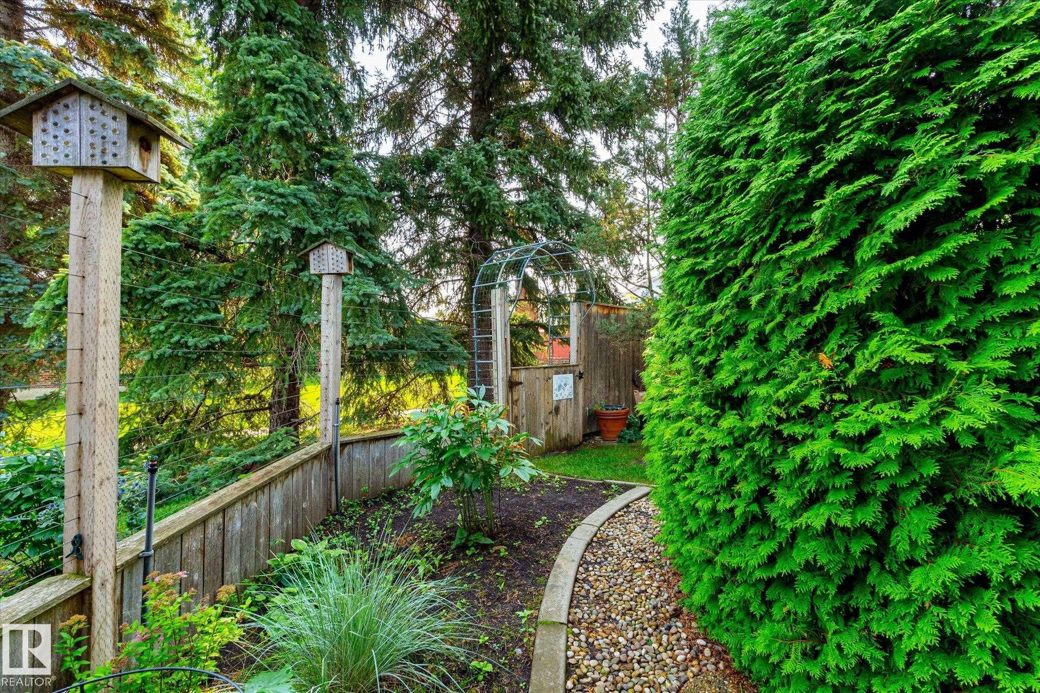Photo 62 at 241 Greenoch Crescent NW, Greenview, Edmonton