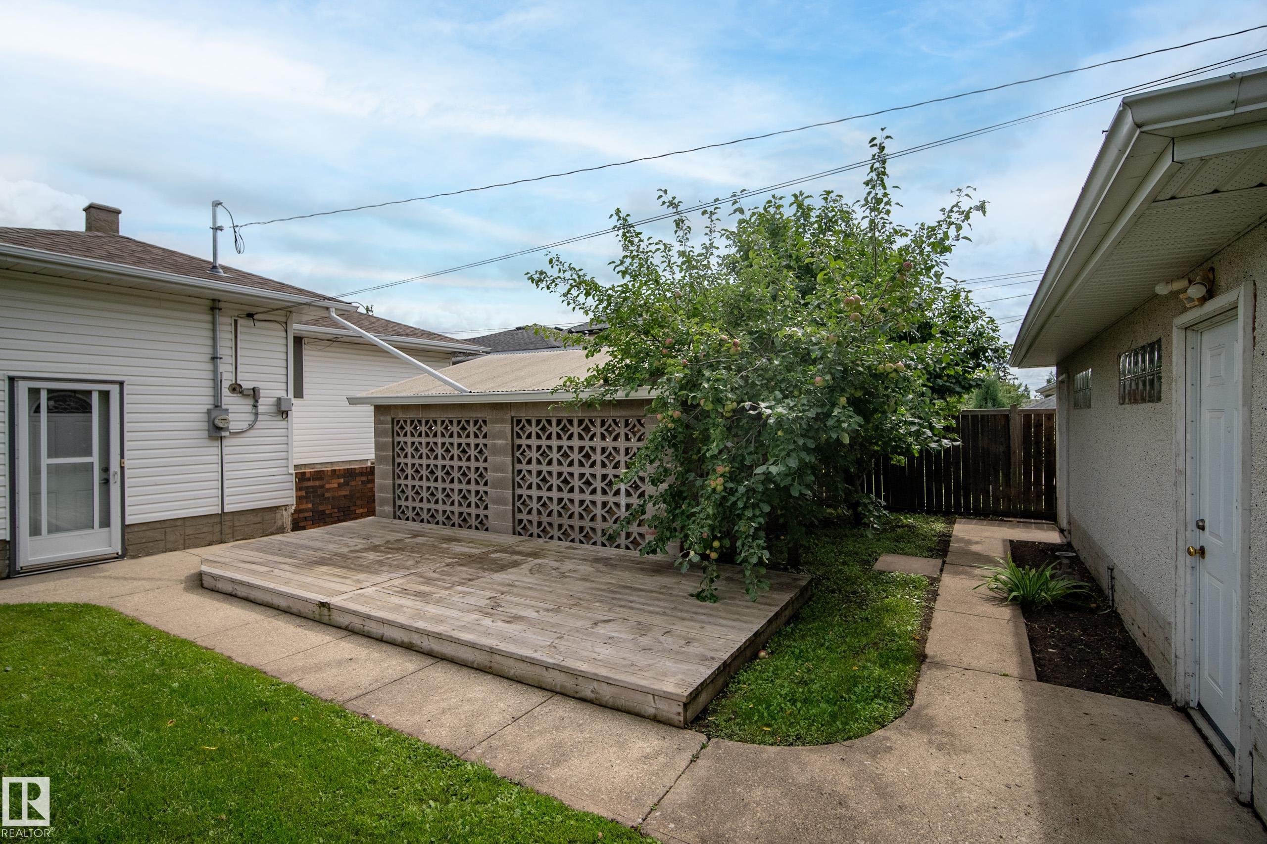 Photo 16 at 10426 79 Street NW, Forest Heights, Edmonton