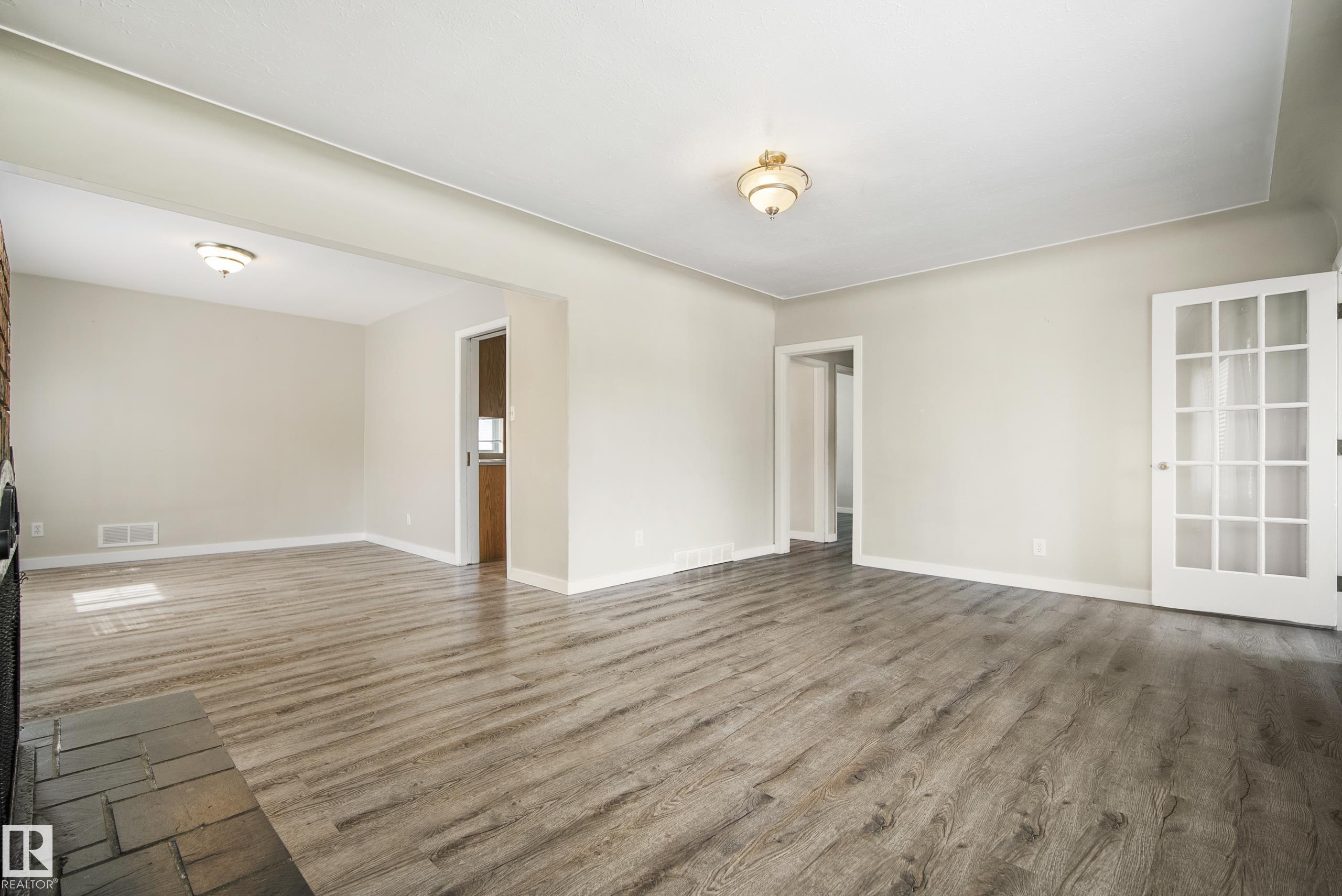 Photo 25 at 10426 79 Street NW, Forest Heights, Edmonton