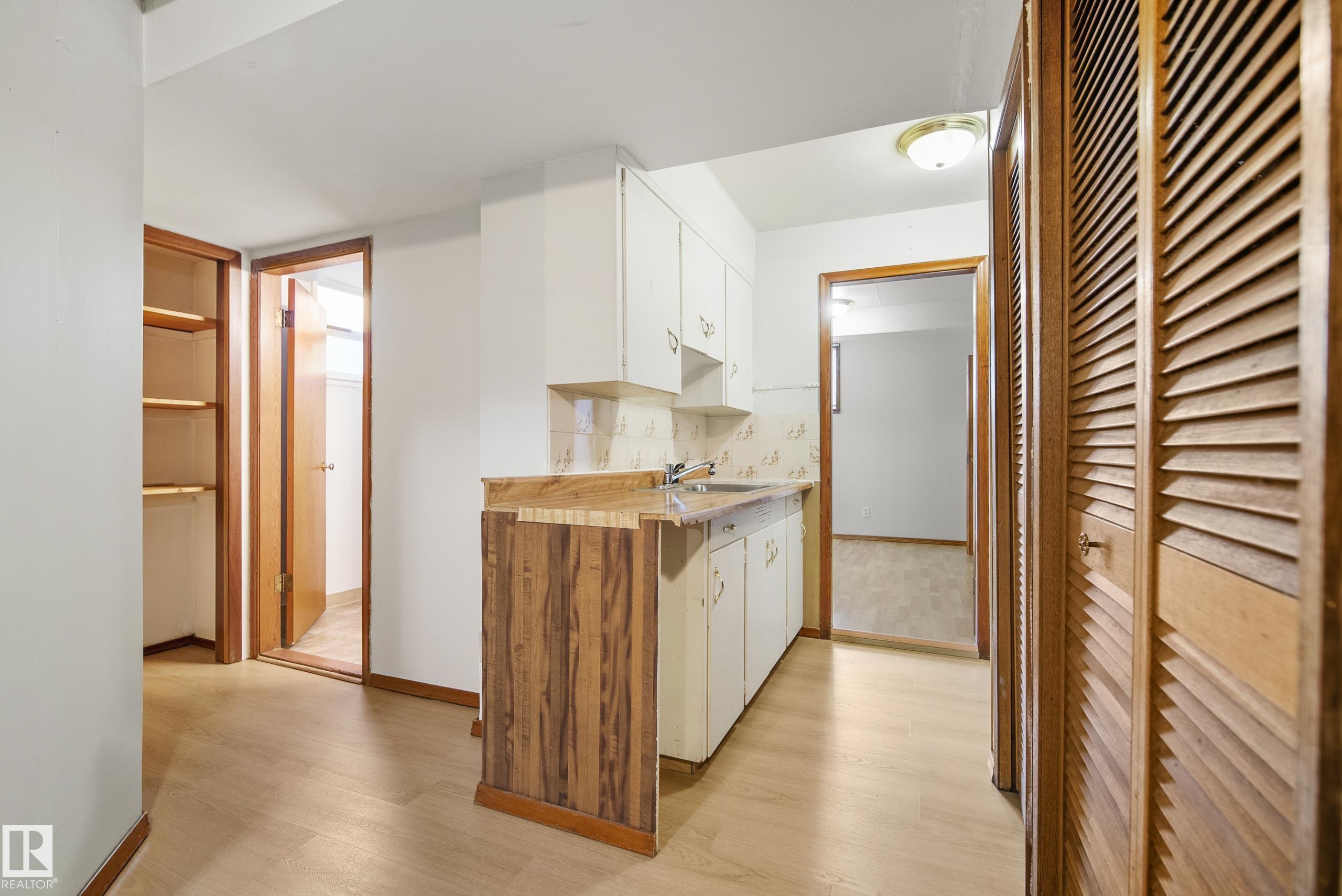 Photo 41 at 10426 79 Street NW, Forest Heights, Edmonton