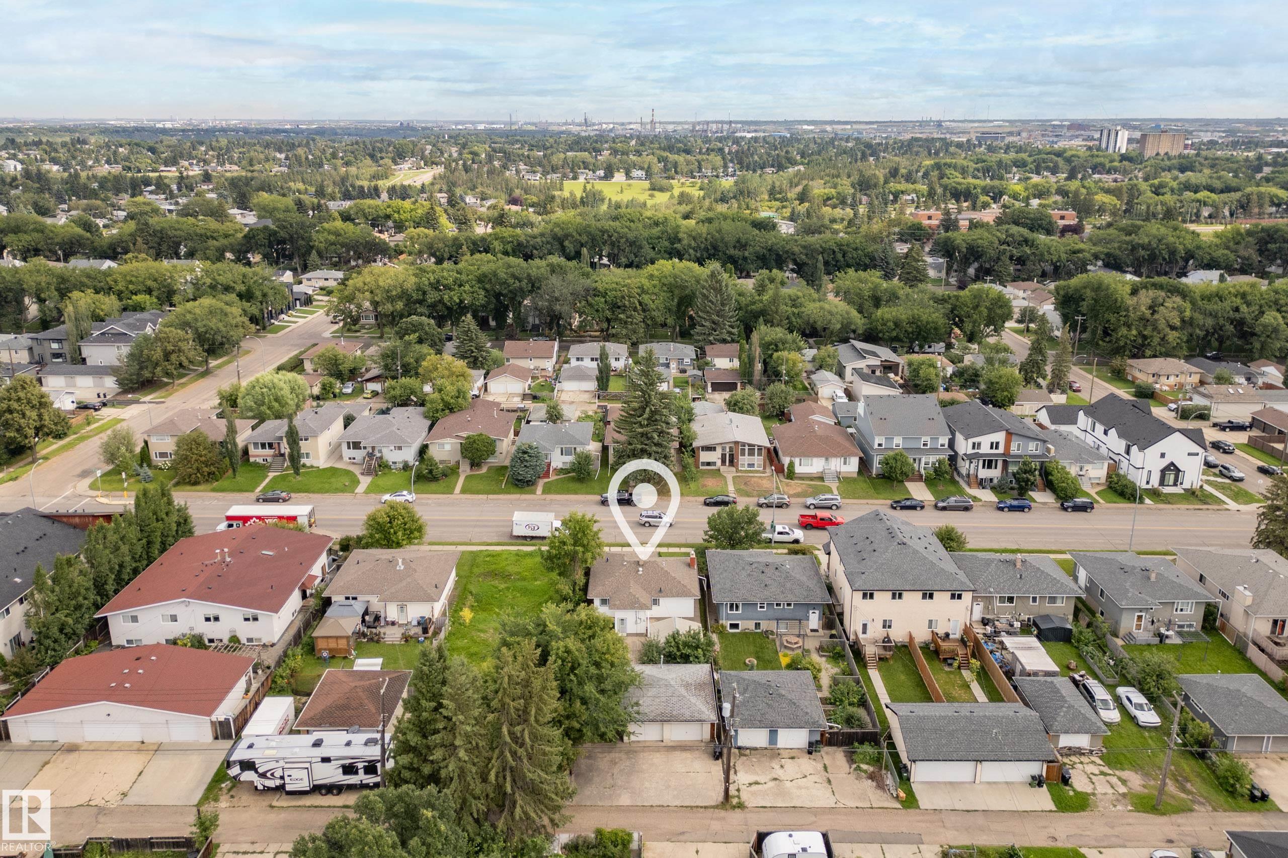 Listing photo thumbnail